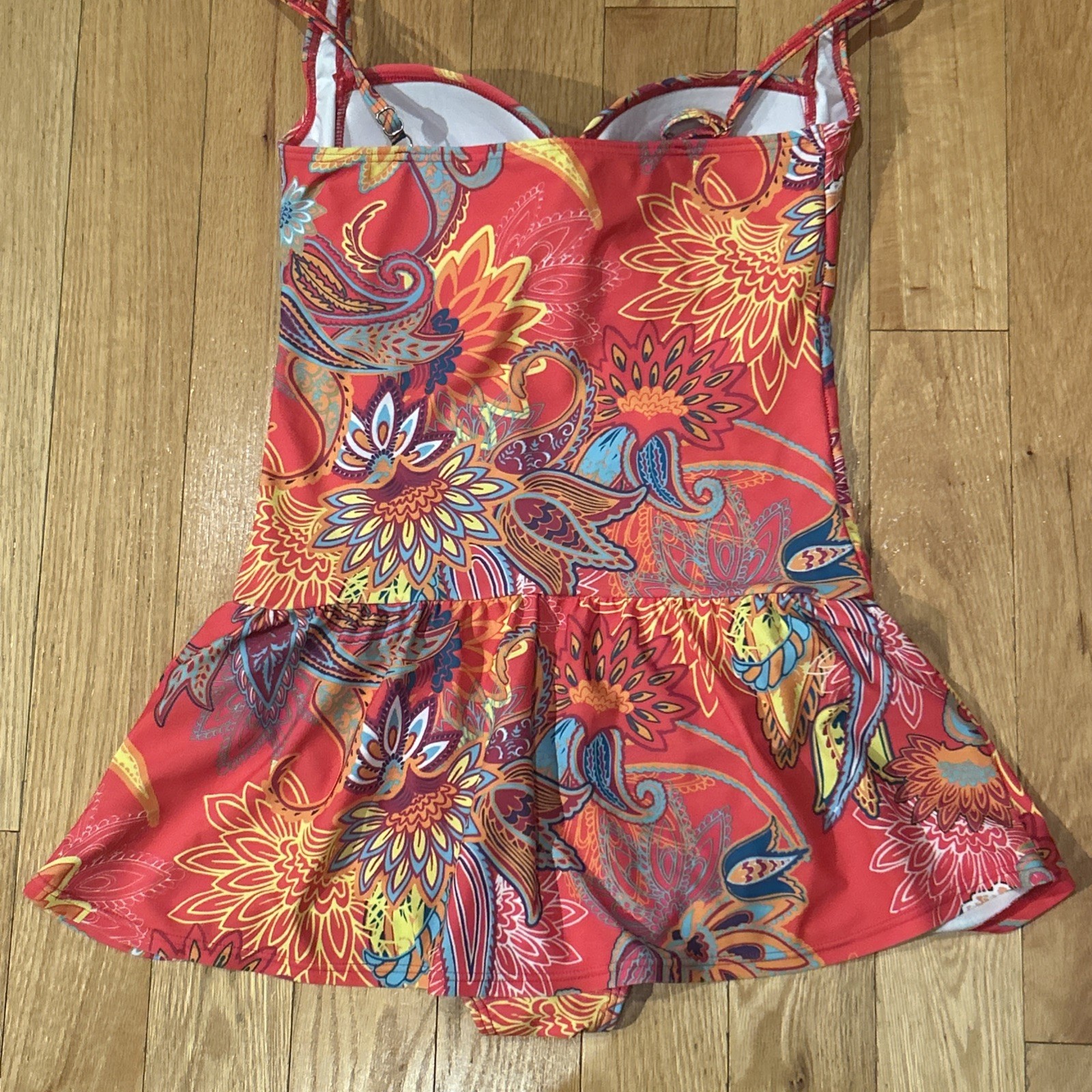 VENUS ONE PIECE SWIMSUIT! Cute Salmon Turquoise Colorful Great Tan Skirt Sz 12