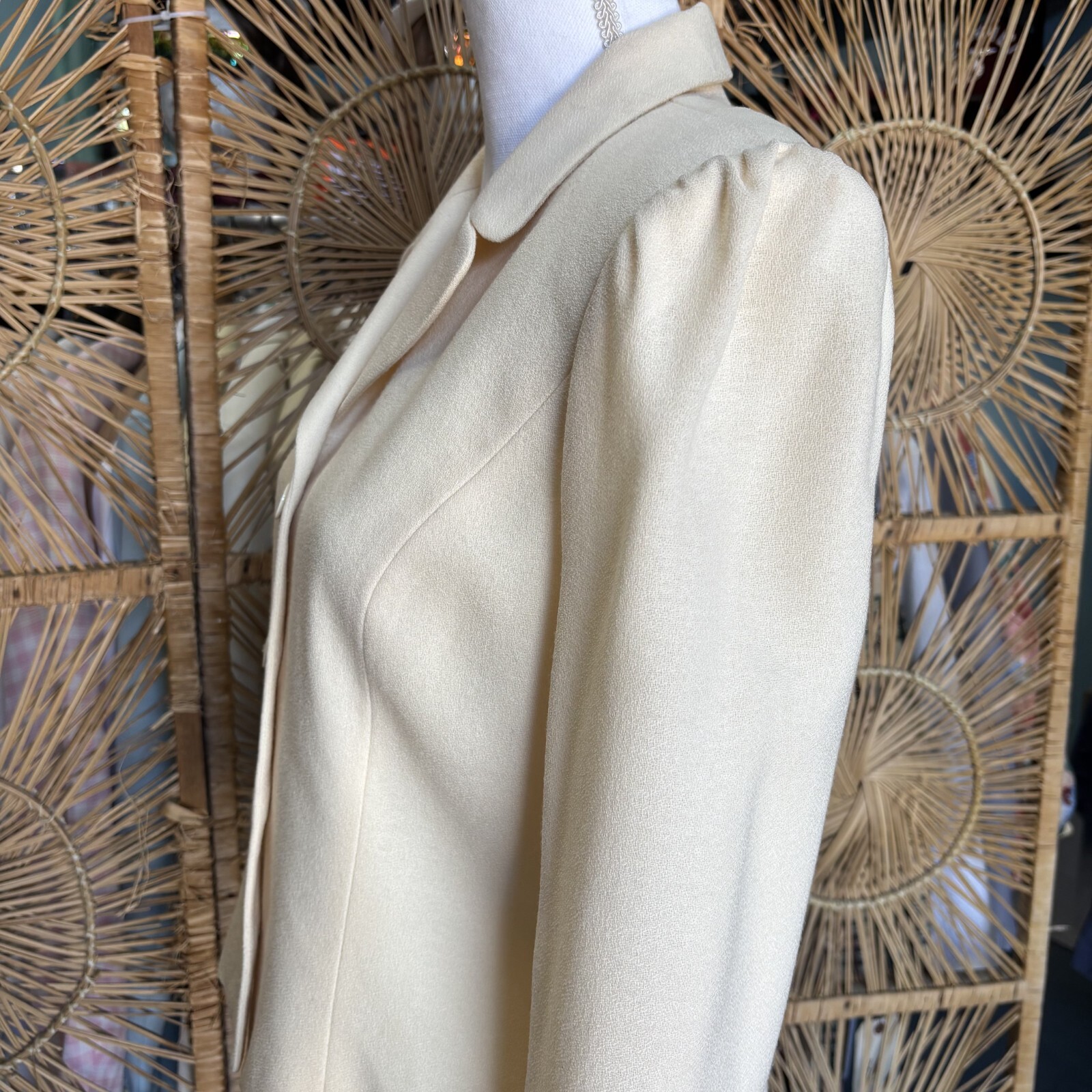 Vintage 80s Cream Wool Womens Blazer S/M Crop Tailored Suit Jacket David Hayes