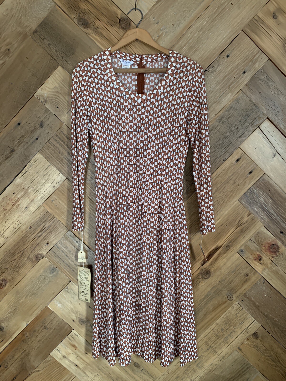 Vintage 70s Deadstock Maurice Long Sleeve Midi Dress Neutral Geometric Op Art 12