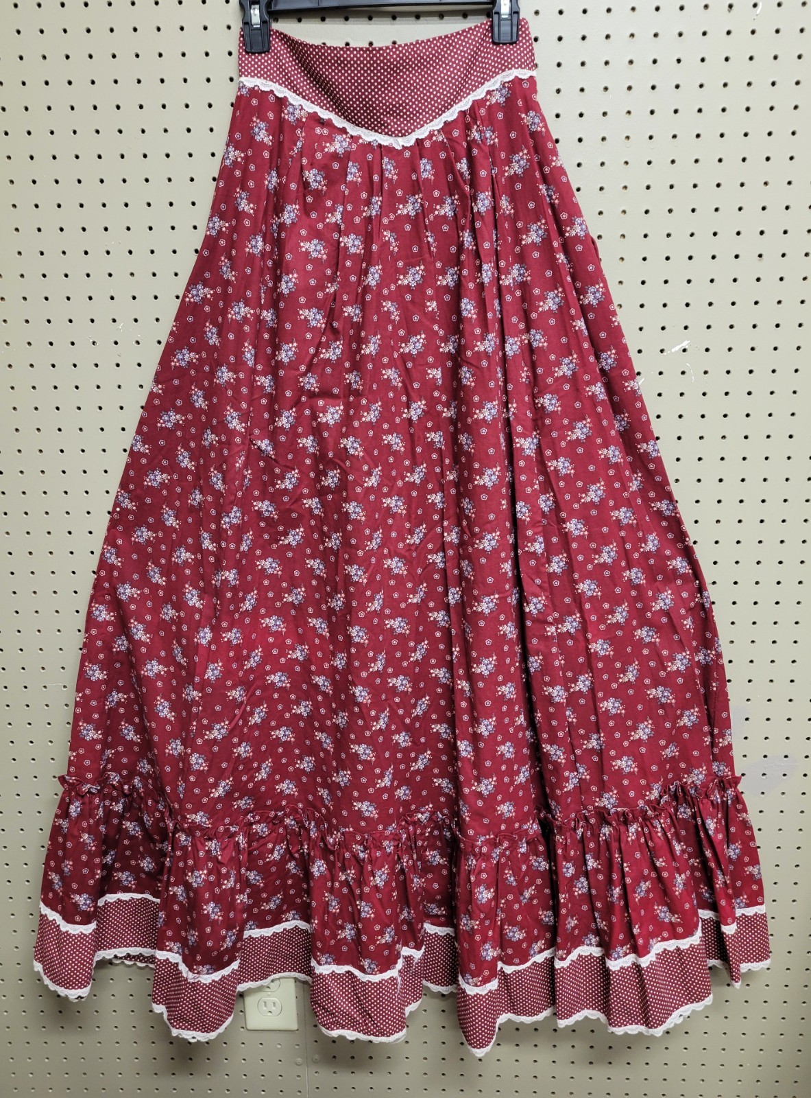 VINTAGE Gunee Sax LONG Skirt NOS original tag size 11 This design is rare to fin