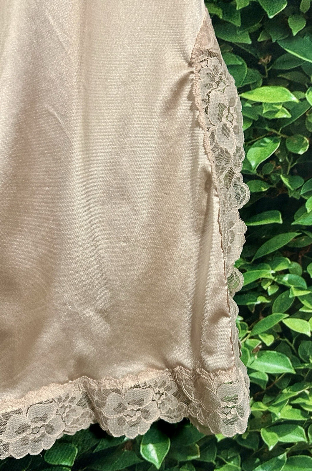 Vintage Fortune Lingerie Champagne Half Slip Side Slit Lace 25″ Long Women’s Sm