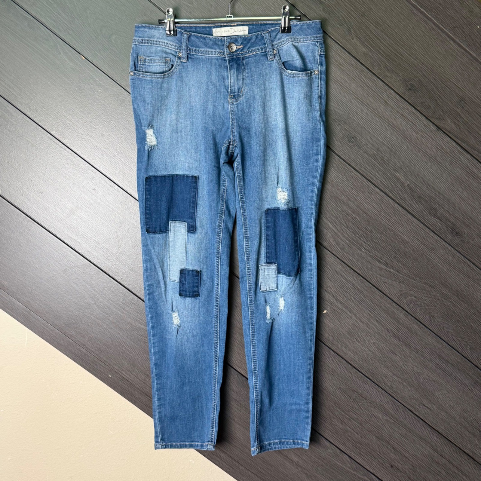 C EST. 1946 Denim Women’s Distressed Patchwork Skinny Jeans Size 8 Blue Grunge