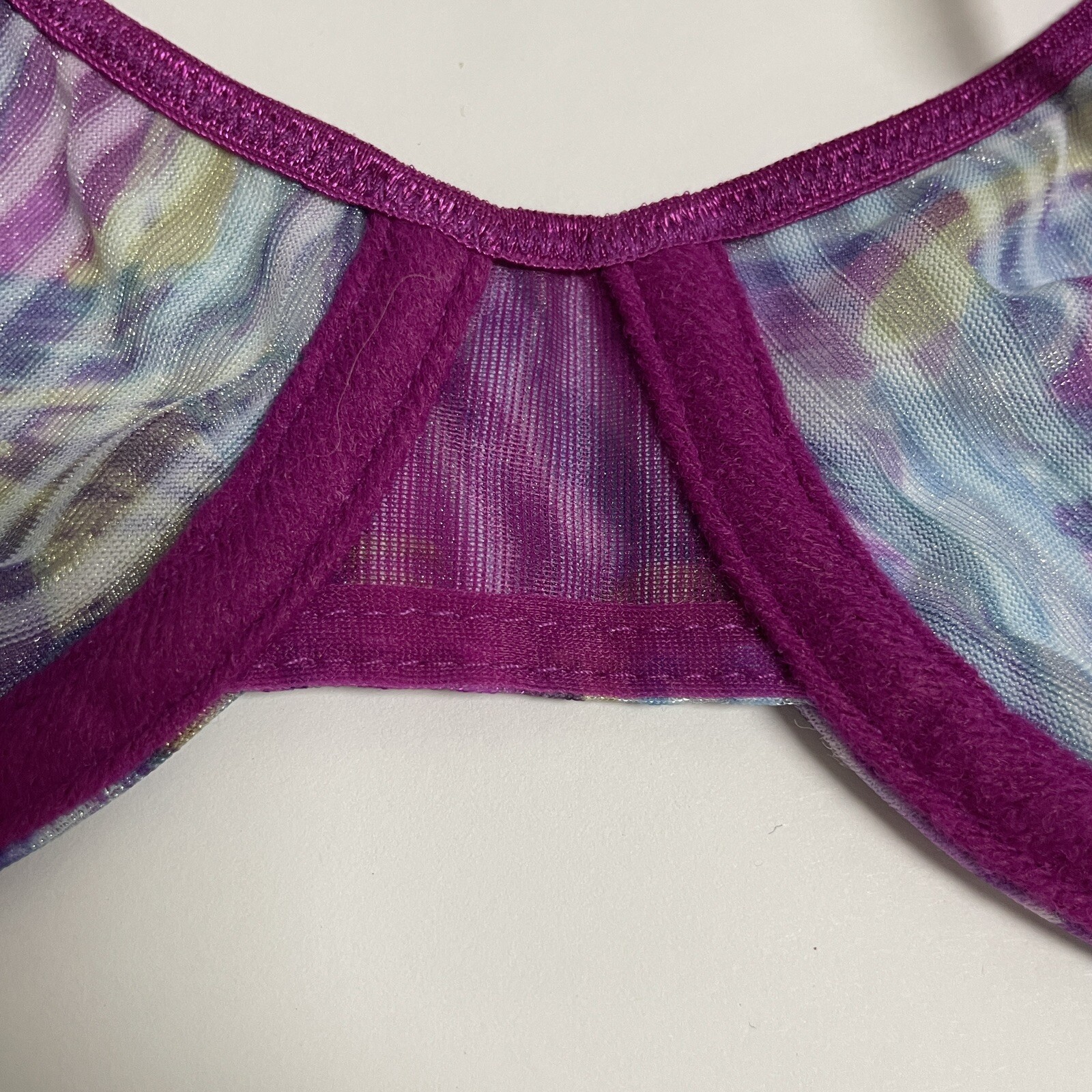 Vtg VASSARETTE Bra 36B Nylon Purple Semi Sheer Underwire Shimmer Floral 75-137