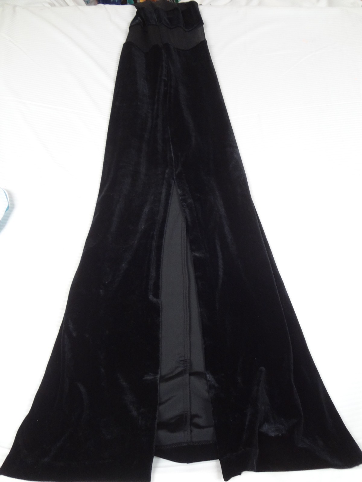 VINTAGE 1990s NIKI LIVAS BLACK VELVET FORMAL GOWN WOMENS SIZE 8 DRESS L823