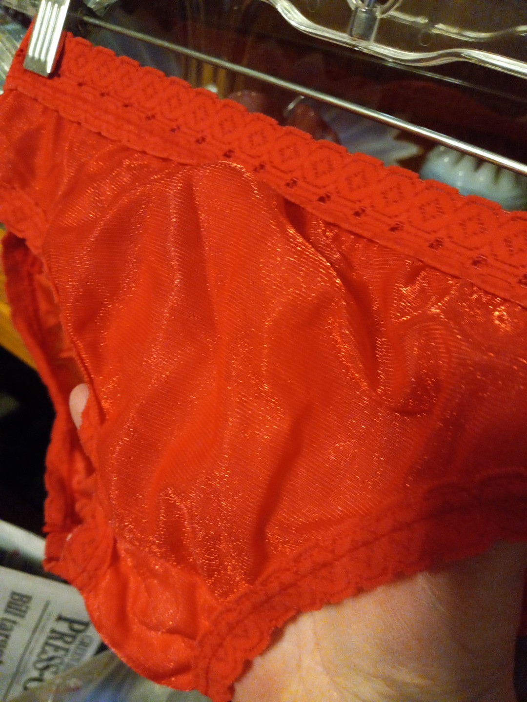 Vintage Kiki NOS Panties Red Sparkle Nylon Panty Bikini Shiny 7 13-17 Lace Top
