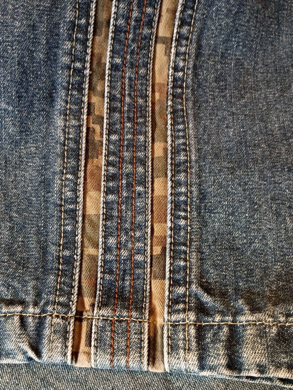 Vtg WRG JEANS CO. ATG Streetware SHORTS 16 Reg. 28″ Waist Unisex Y2K Denim/Camo