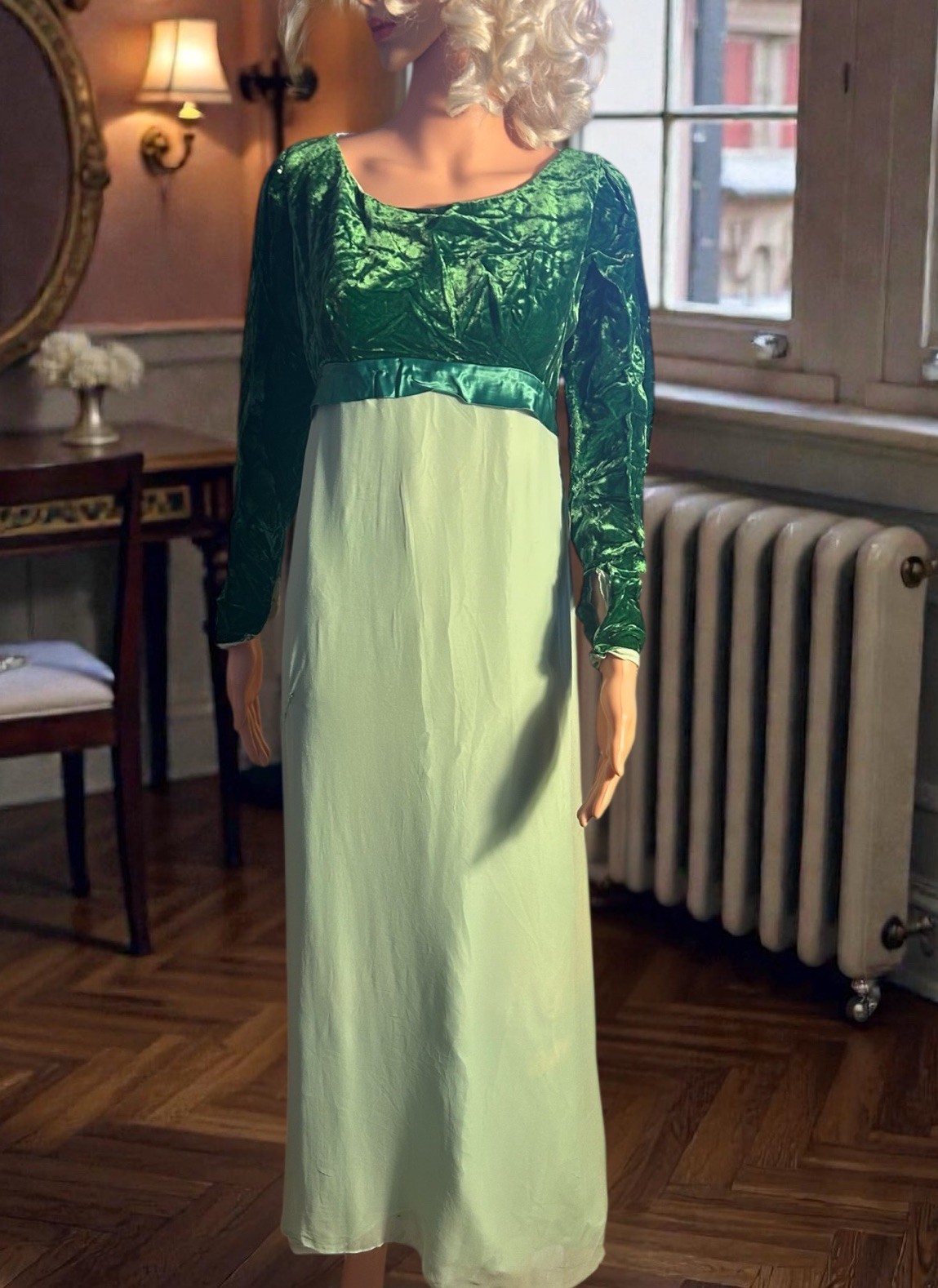 Vintage 1960s Empire Waist Crushed Velvet Maxi Dress Gown Emerald Green M-L 30w