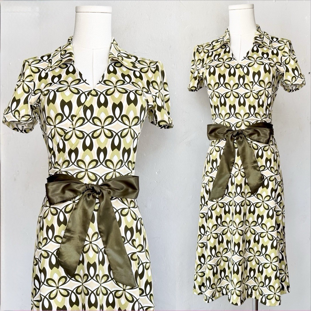 Y2K Does 1970’s Psychedelic Floral Print Shirt Dress • S