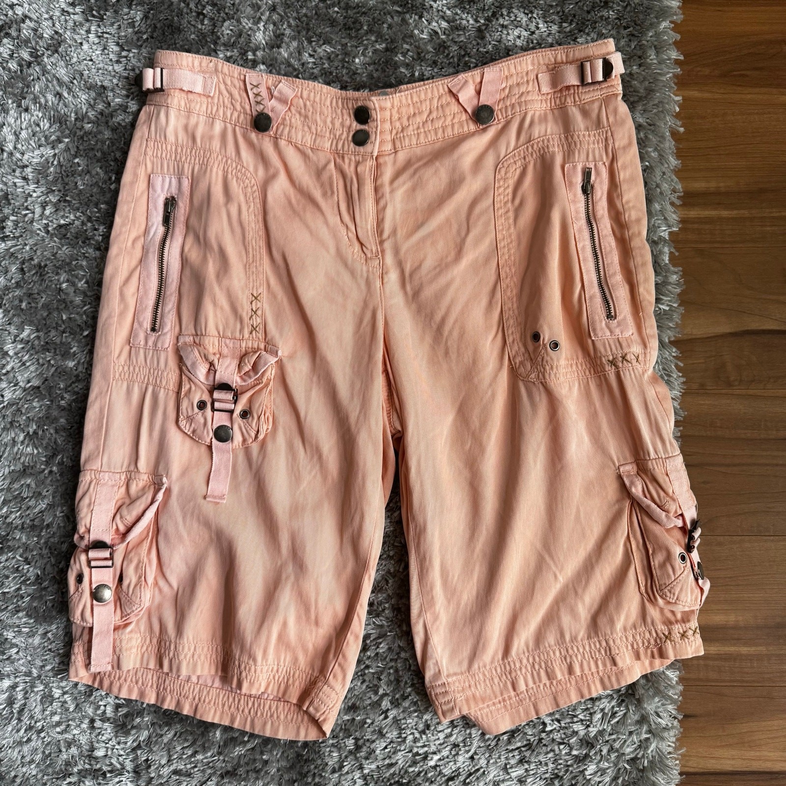 VTG Y2K DANANG Melon Blush Pink Silk Low Rise Embroidered Cargo Shorts Size M