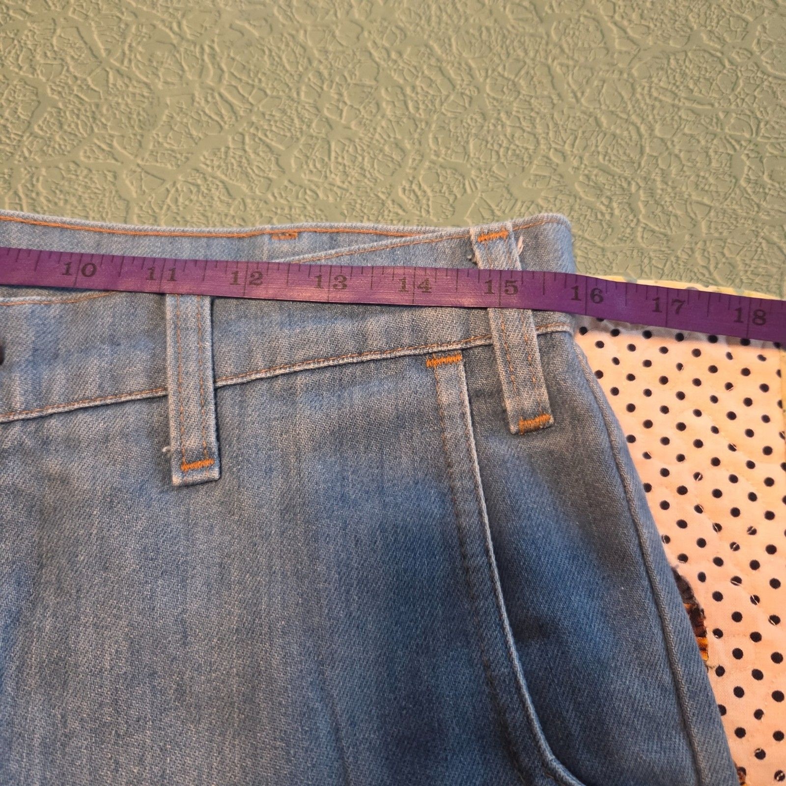 Vintage 70s Levi’s Orange Tab Wide Leg Cargo Jeans High Rise 32×27.5 USA