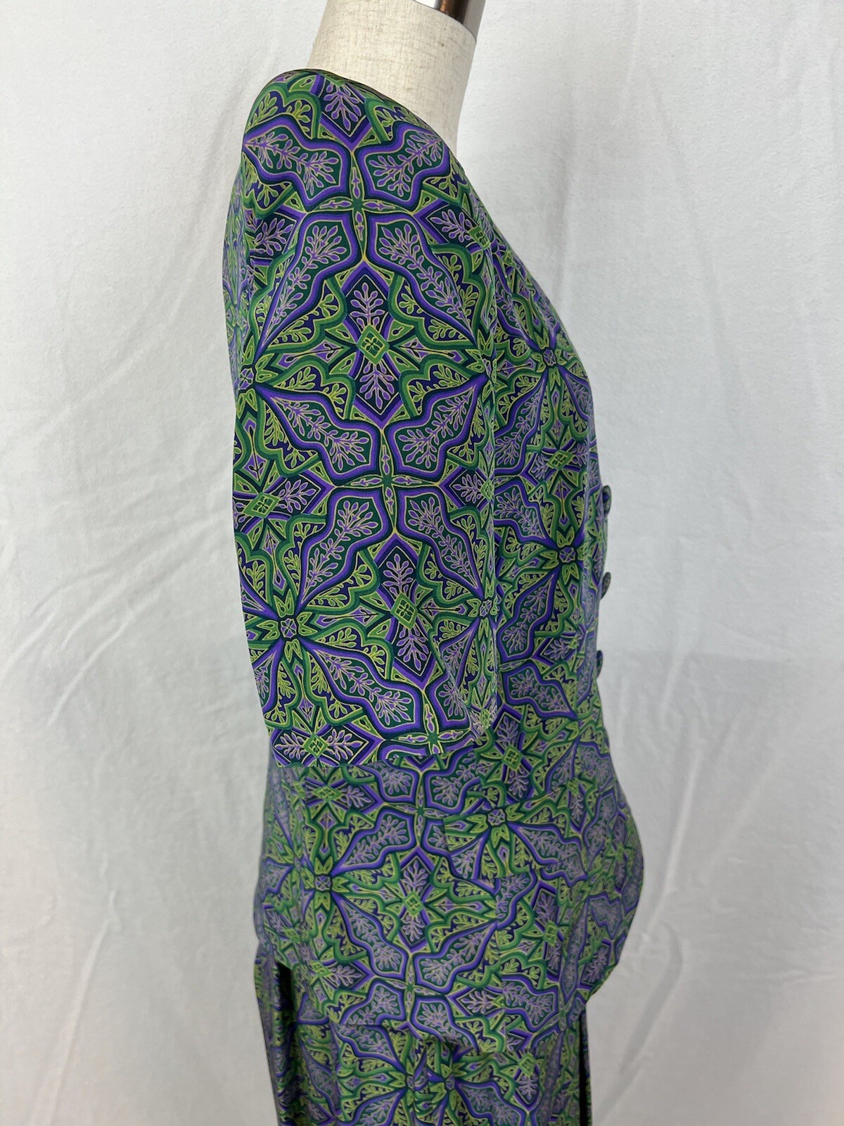 Vintage Women’s Evan-Picone Green Purple Silk Blouse Skirt Set Size 6 and 8