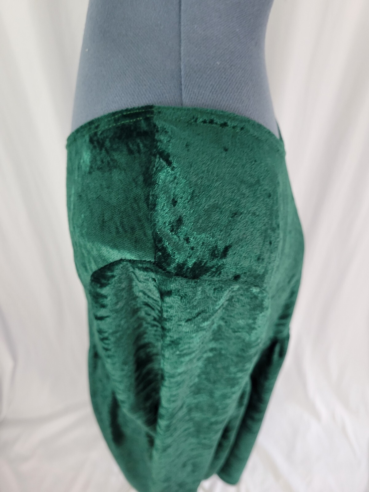 Vintage Sunbelt Green Crushed Velvet Dress w Gathered Skirt Size Small