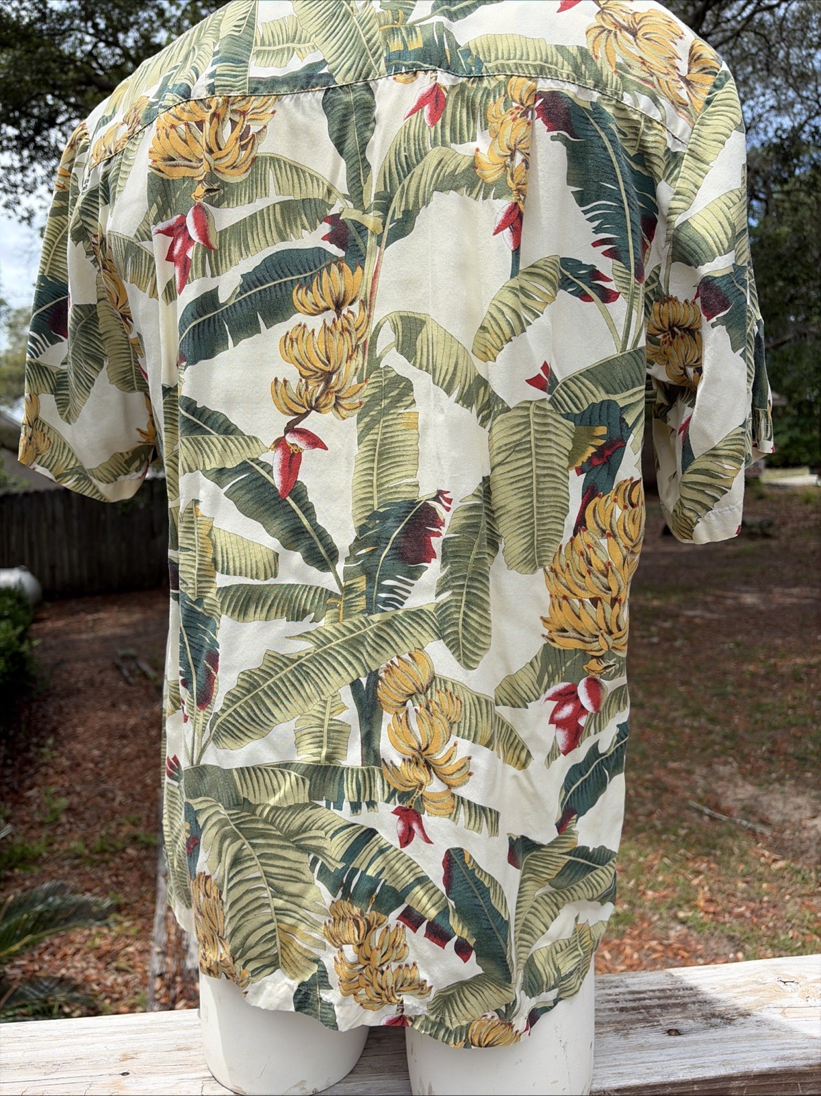 Paradise Found Vtg Hawaiian Shirt Bananas Palms M Green Red Button Cotton HOLE