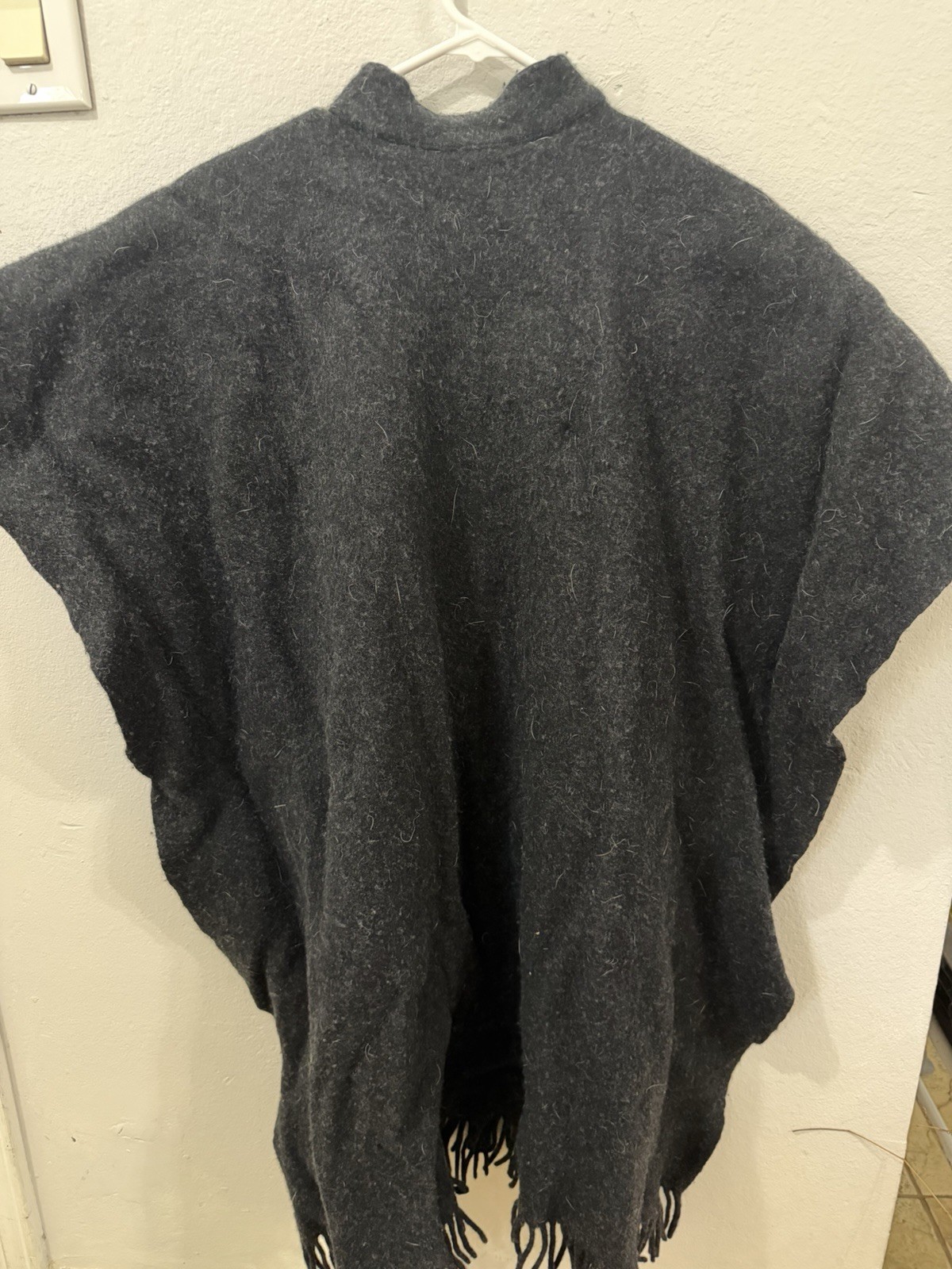 Vintage Molina 100% Wool Fringe Cape Poncho Shawl Gray Made In Mexico