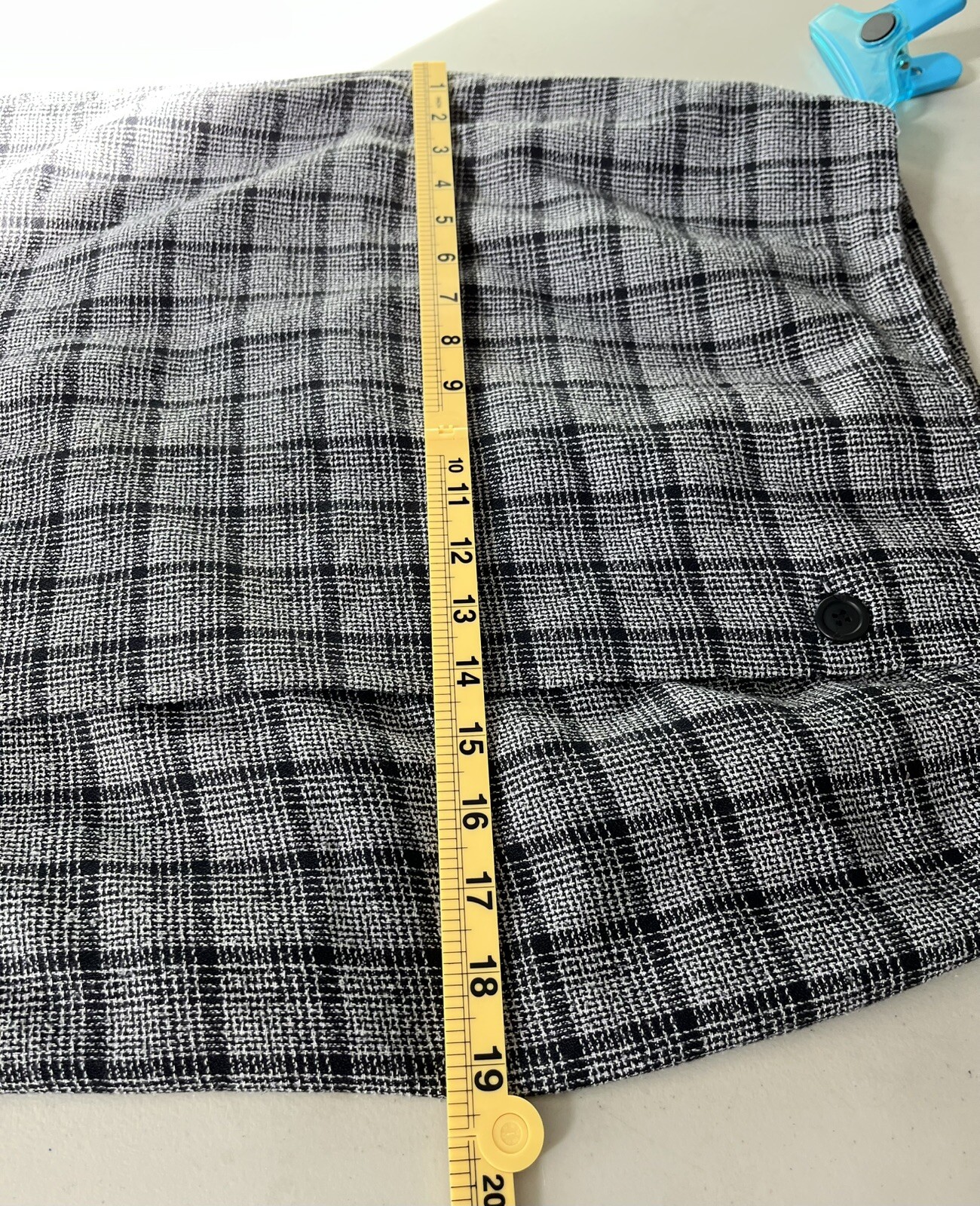 JON-MICHEL Women’s Vintage Black Gray Wrap Skirt Plaid Tweed Lined Size Small