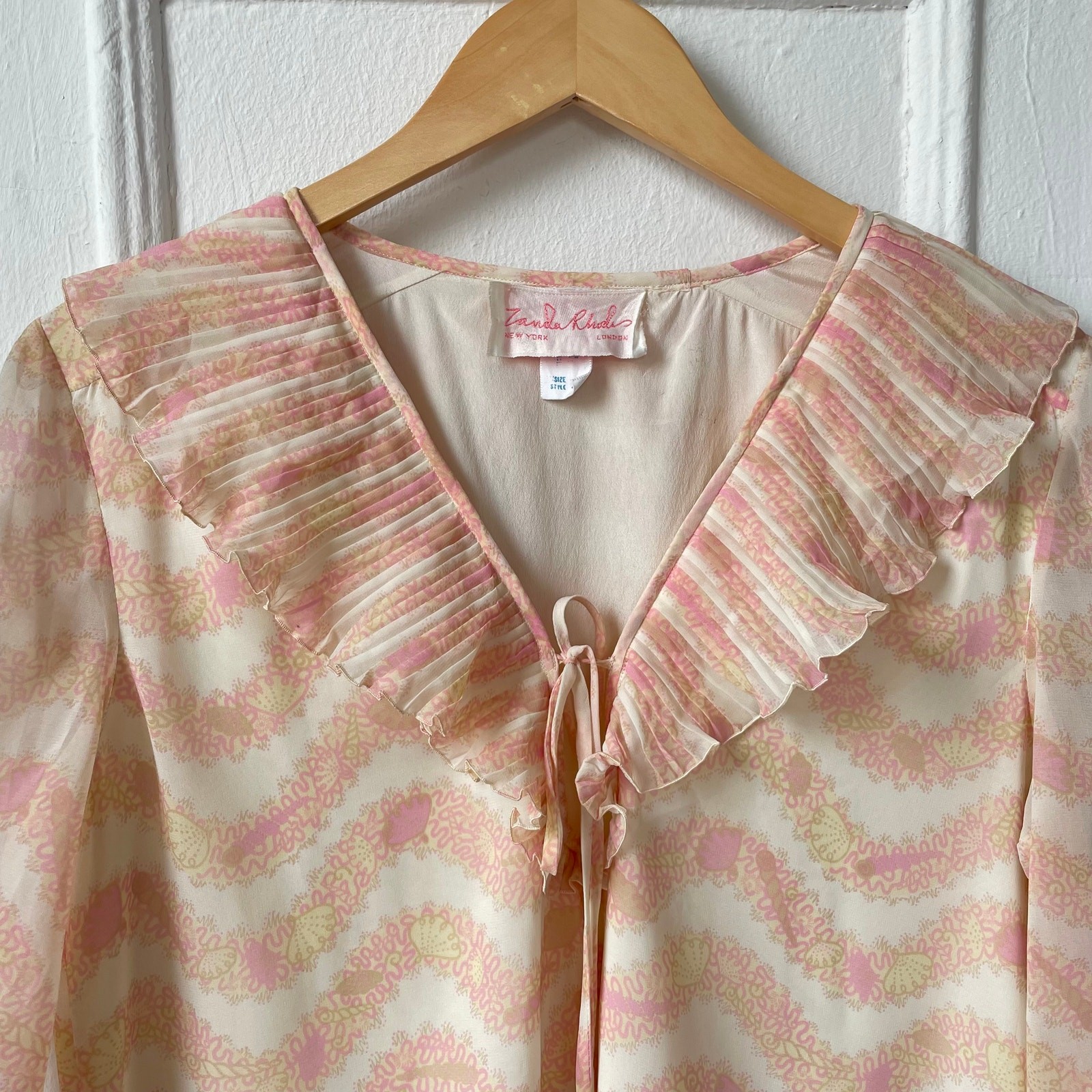 VTG Zandra Rhodes LingerieRuffle NightGown Shear Maxi Lounge 70s 80s Seashell