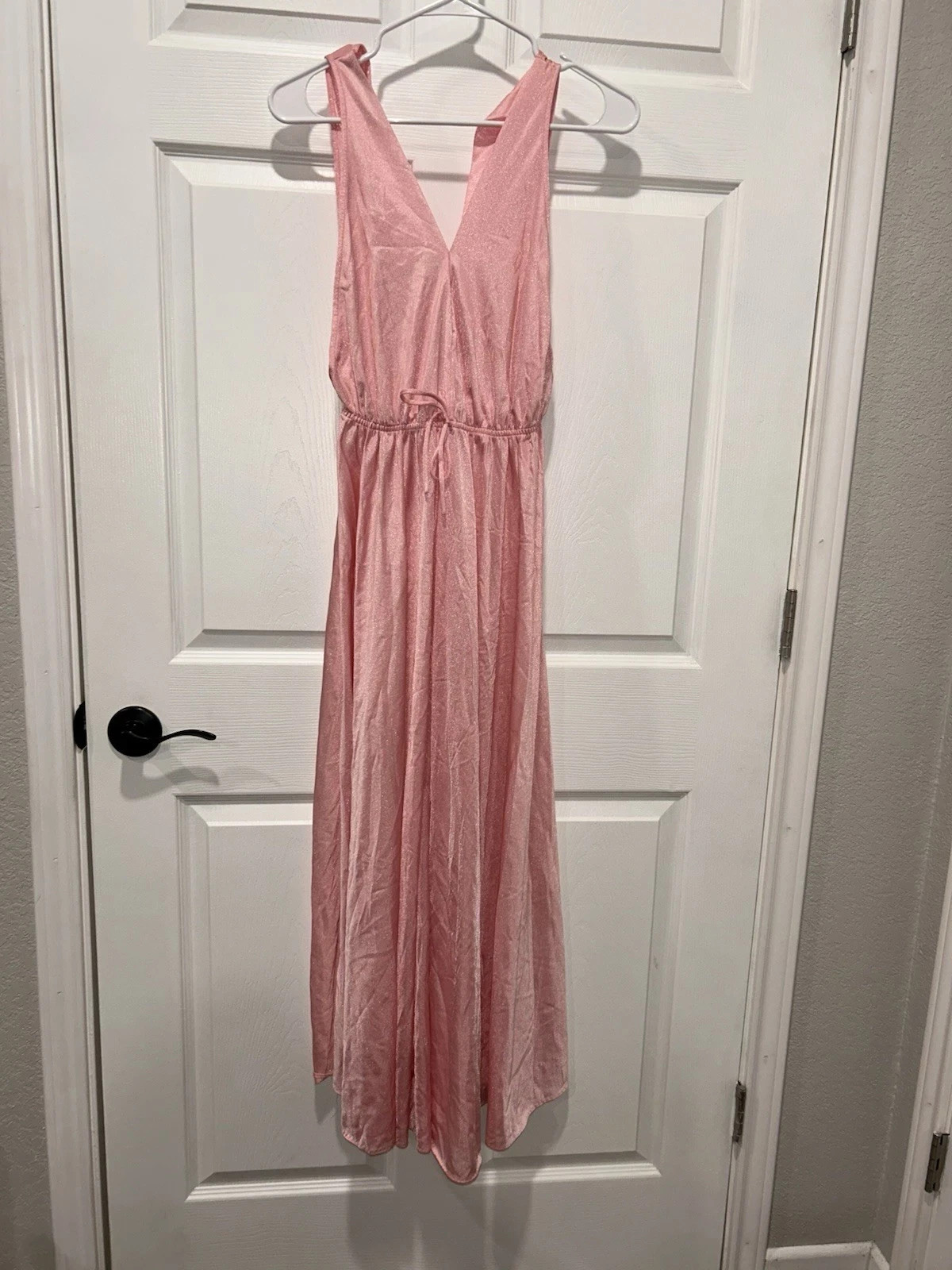 Vintage Dreamwear Lingerie Nightgown, size Medium-Slit to waist and flowing base