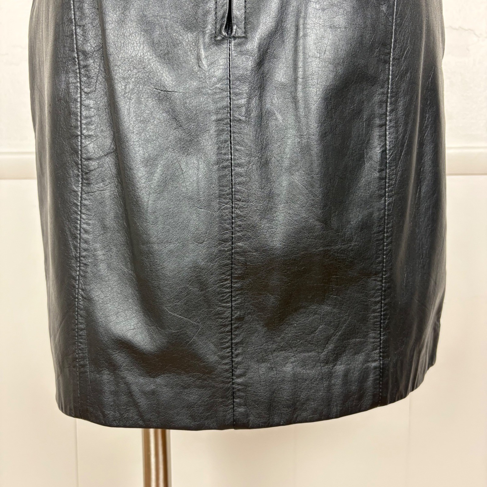Wilson Leather Vintage Mini Skirt Size 6 Black Lined 90’s Y2K Straight Glam Rock