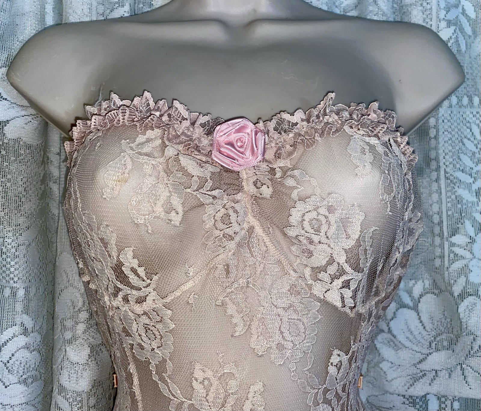 VTG M Dusty ROSE Pink SALOON GIRL Burlesque Lace Top Chiffon Nightie Nightgown