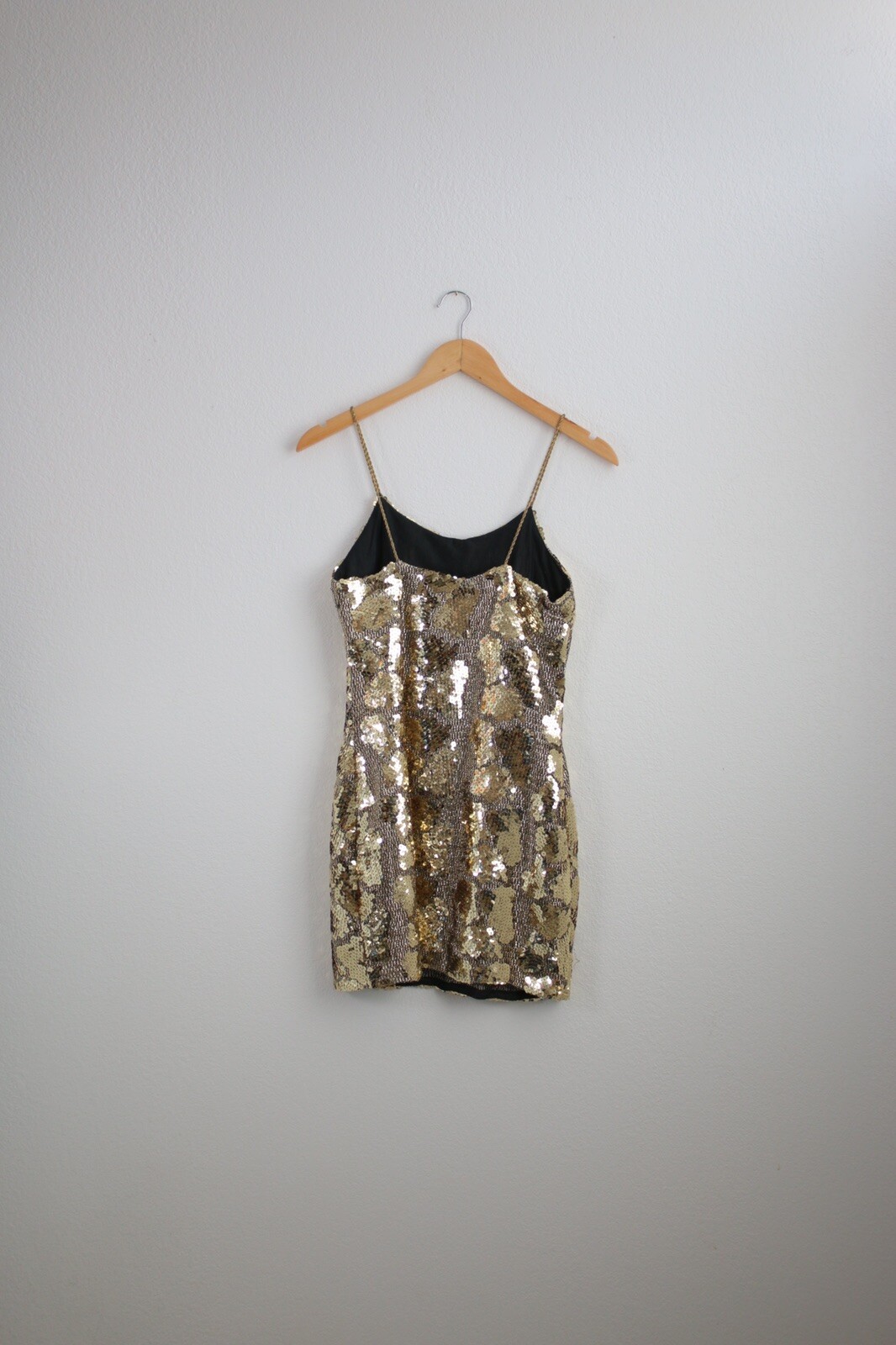 $398 Vtg Karen Lucas 4 Niki GOLD Sequin Form Fitting Dress Spaghetti Straps Sz 2