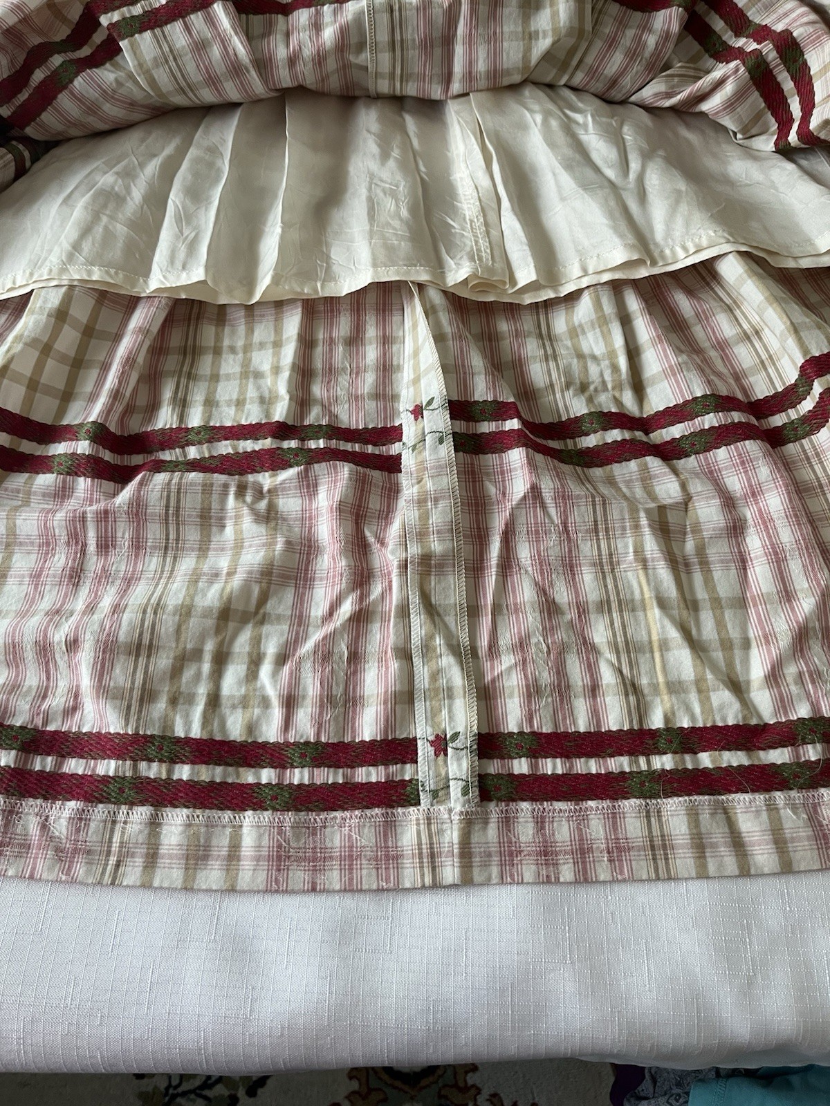 Vintage German skirt 100% Baumwolle Cotton Boho Rosebud Skirt, Lined, Side Zip