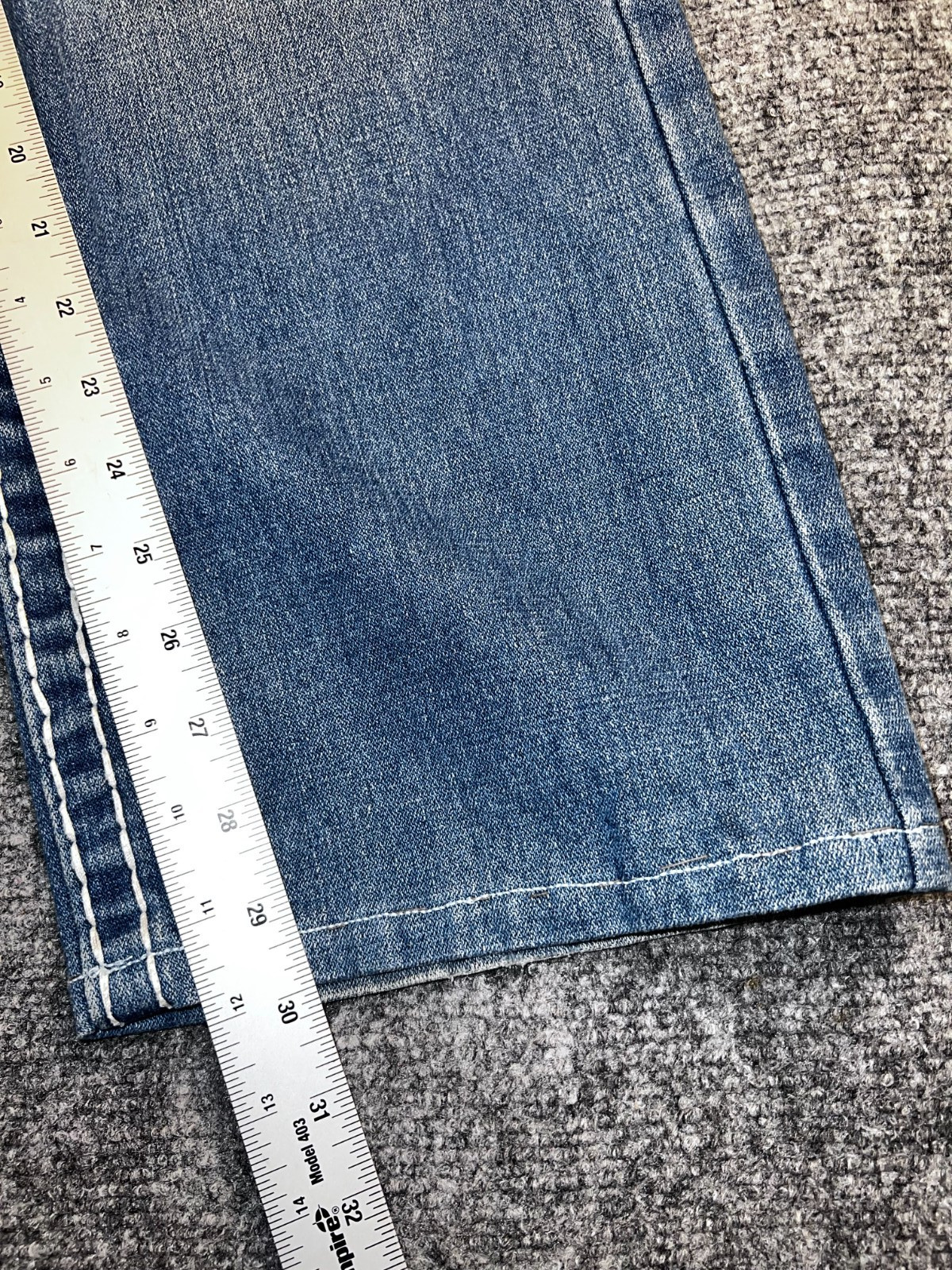 True Religion Billy Super T Jeans Womens 28X30 USA Made Y2K Dark Wash