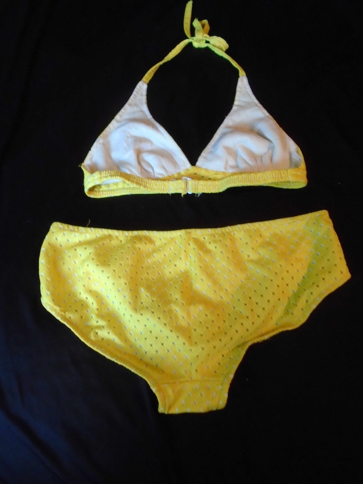 Bright Yellow Nylon Vintage 1960’s Women’s Hipster BIKINI Swimsuit M L