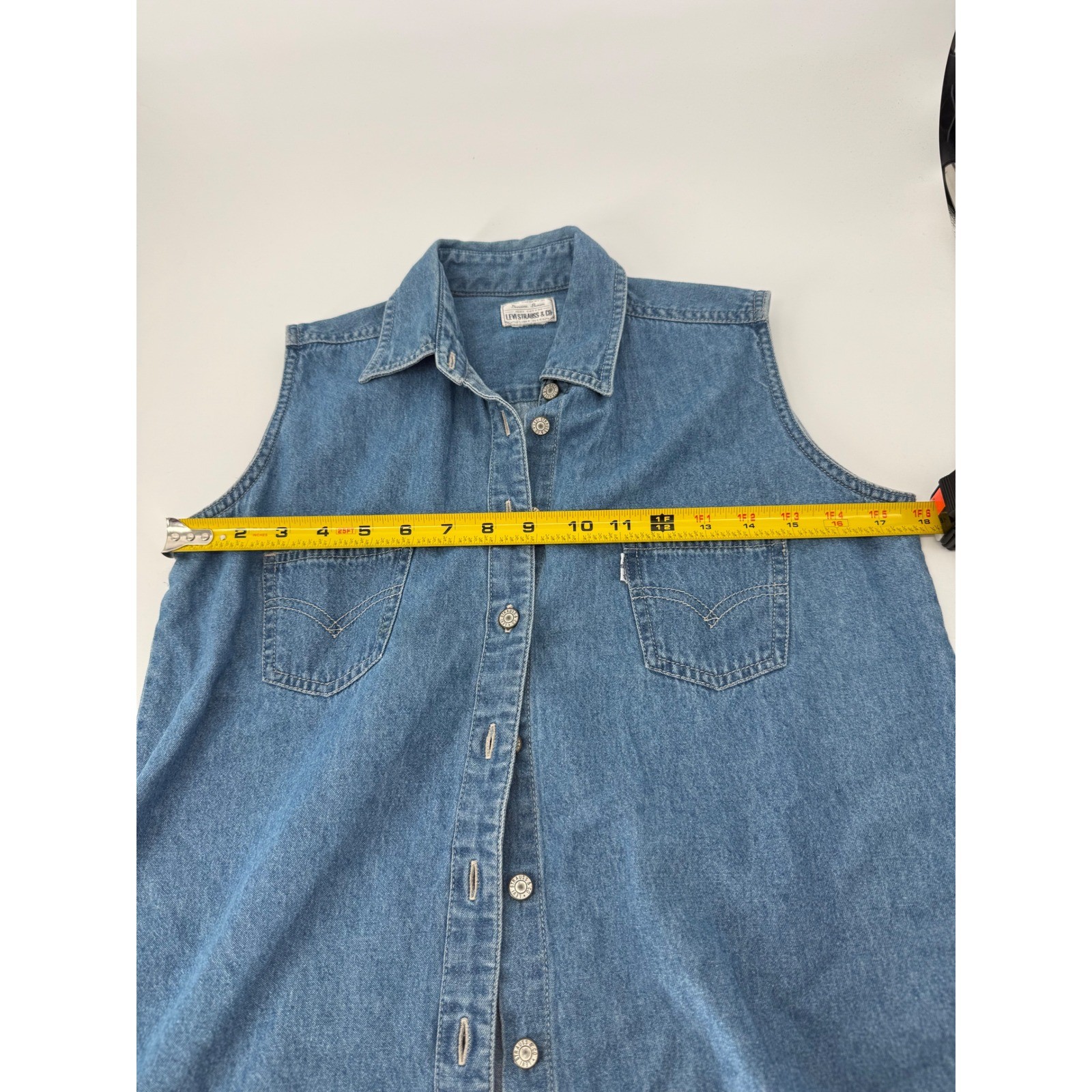 VTG Rare Levi’s Jeans Heritage White Tab Denim Vest ’97 Y2K Western Archive READ