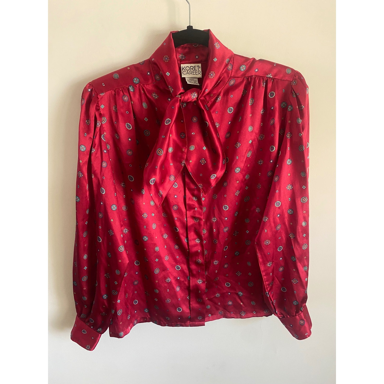 Vintage Koret Career Red Satin Tie Neck Blouse 80s Foulard Print Size 8 29347