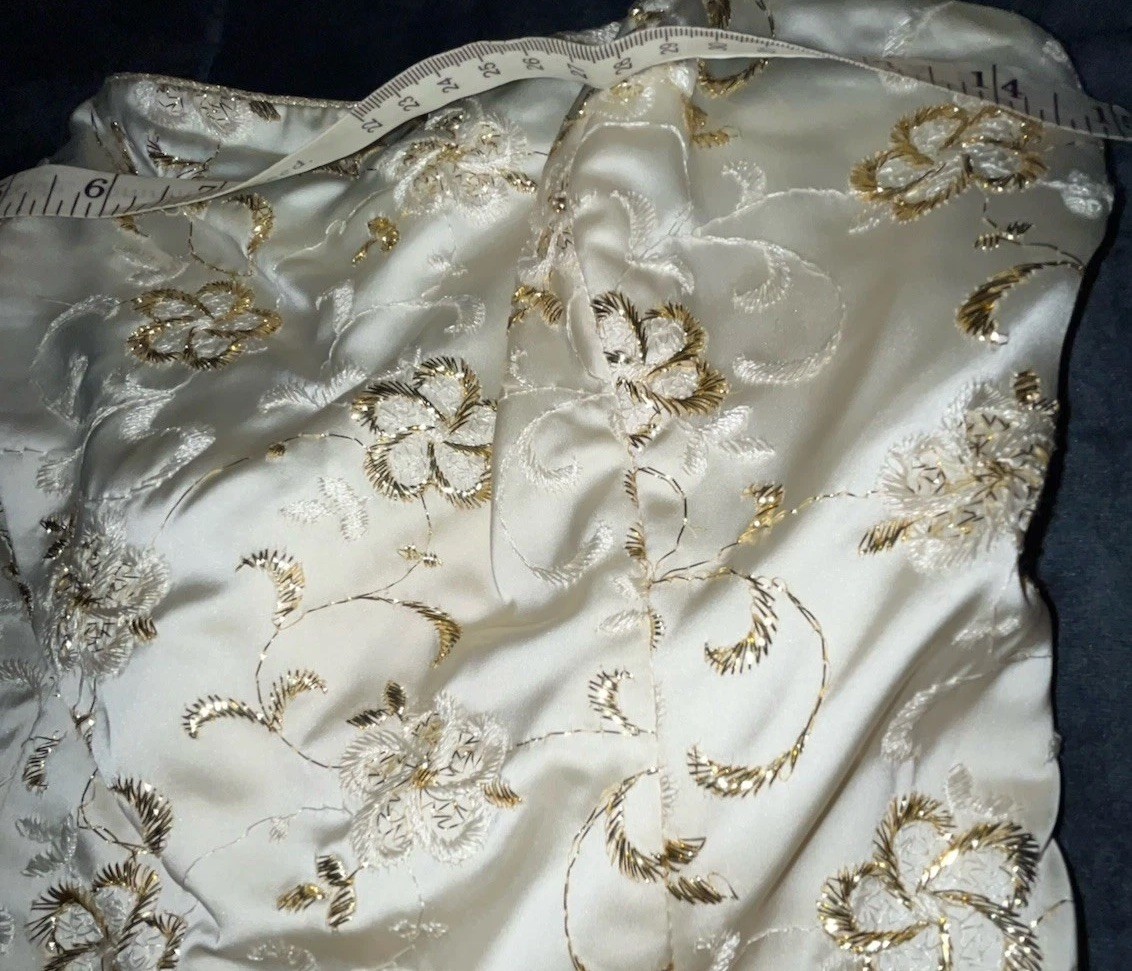 Vtg 1960’s Gold Embroidered Bubble Hem Party Dress – Prom – Party – Free Ship