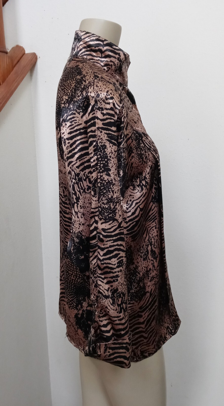 VTG Women S Shirt High Reg Collar Black Gold Animal Print Karen by Anette & Mika