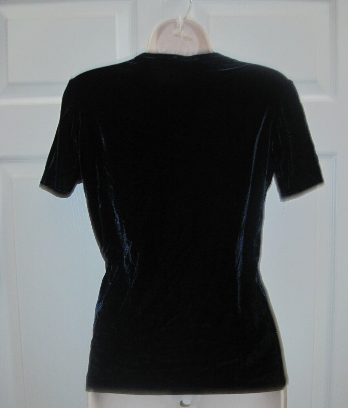 Kathy Ireland Women’s Medium Dark Blue Velvet Top Short Sleeves Round Neck