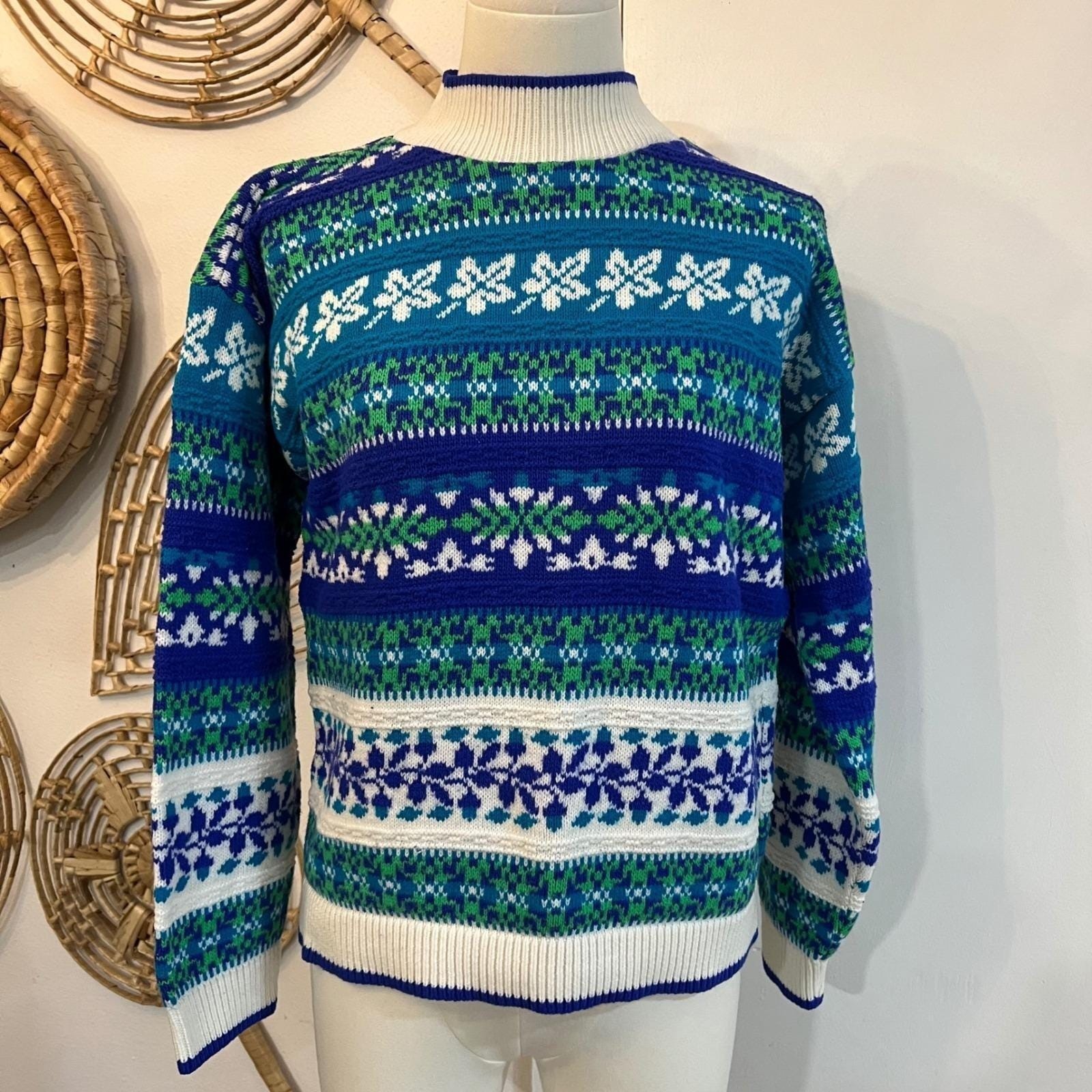 Vintage Arielle Blue Green Knit Fair Isle Snowflake Sweater Ski Winter Medium