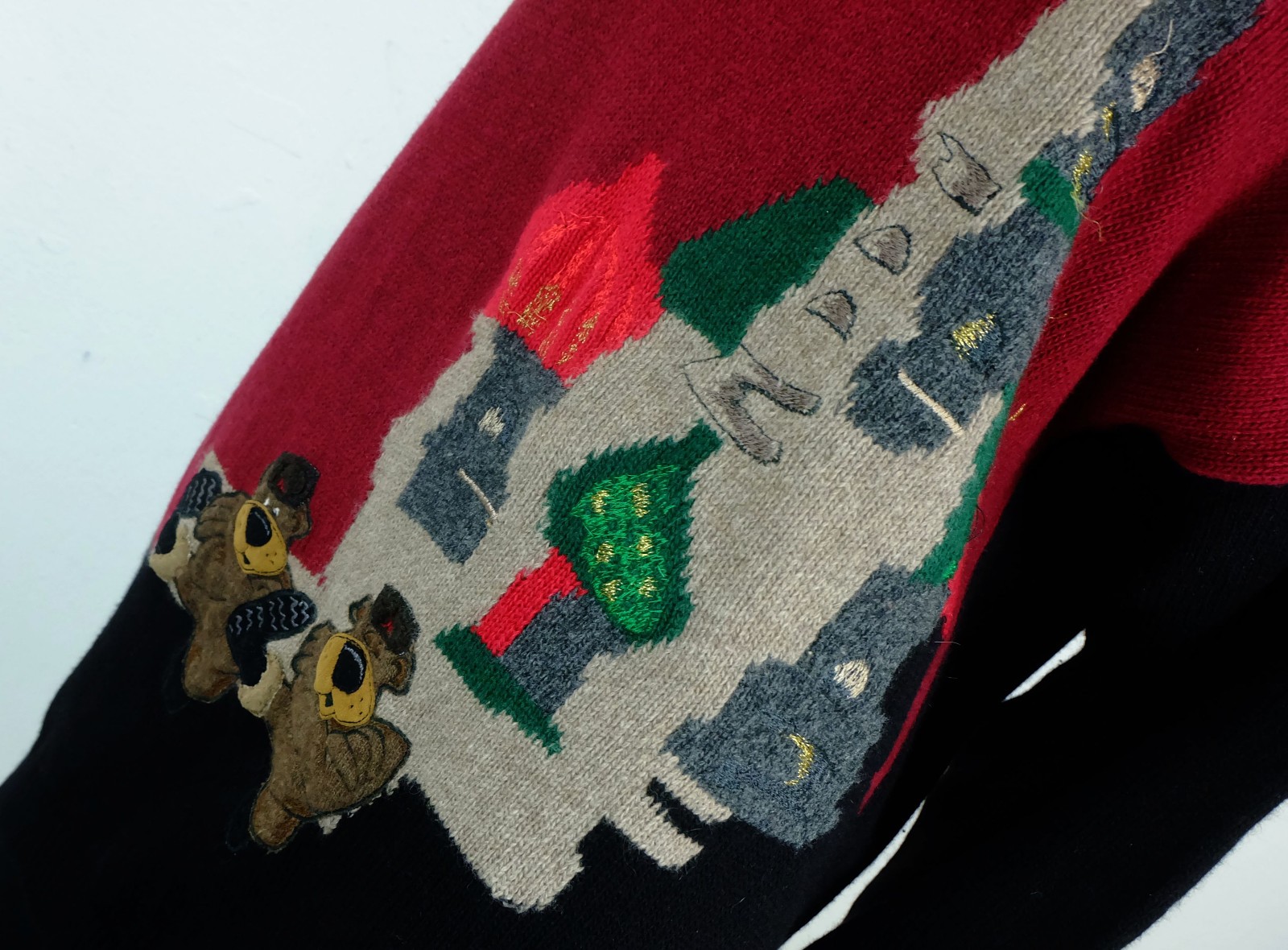 iceberg jumper 90s size L wool angora motif jumper made in italy