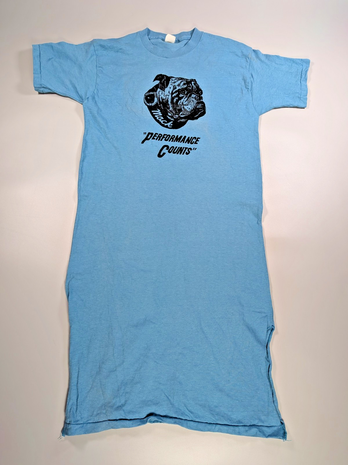 Vintage Mack Truck Bulldog T-Shirt Women’s Beach Cover-Up Performance Counts L