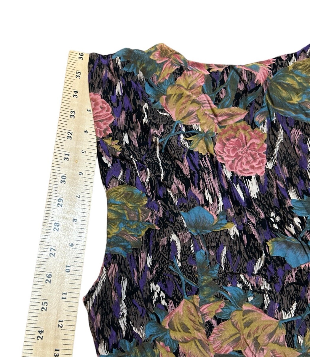 Vtg Phoebe Vest Women Size S/M Purple Pink Sleeveless Floral Bohemian Waistcoat