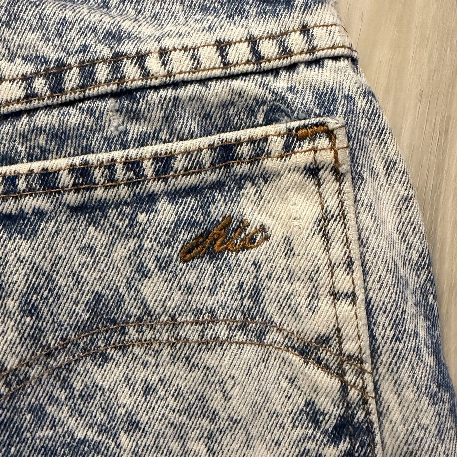 Vintage Chic Acid Wash Jeans USA Size 8 (Runs Small) 24×28 Tapered High Waist
