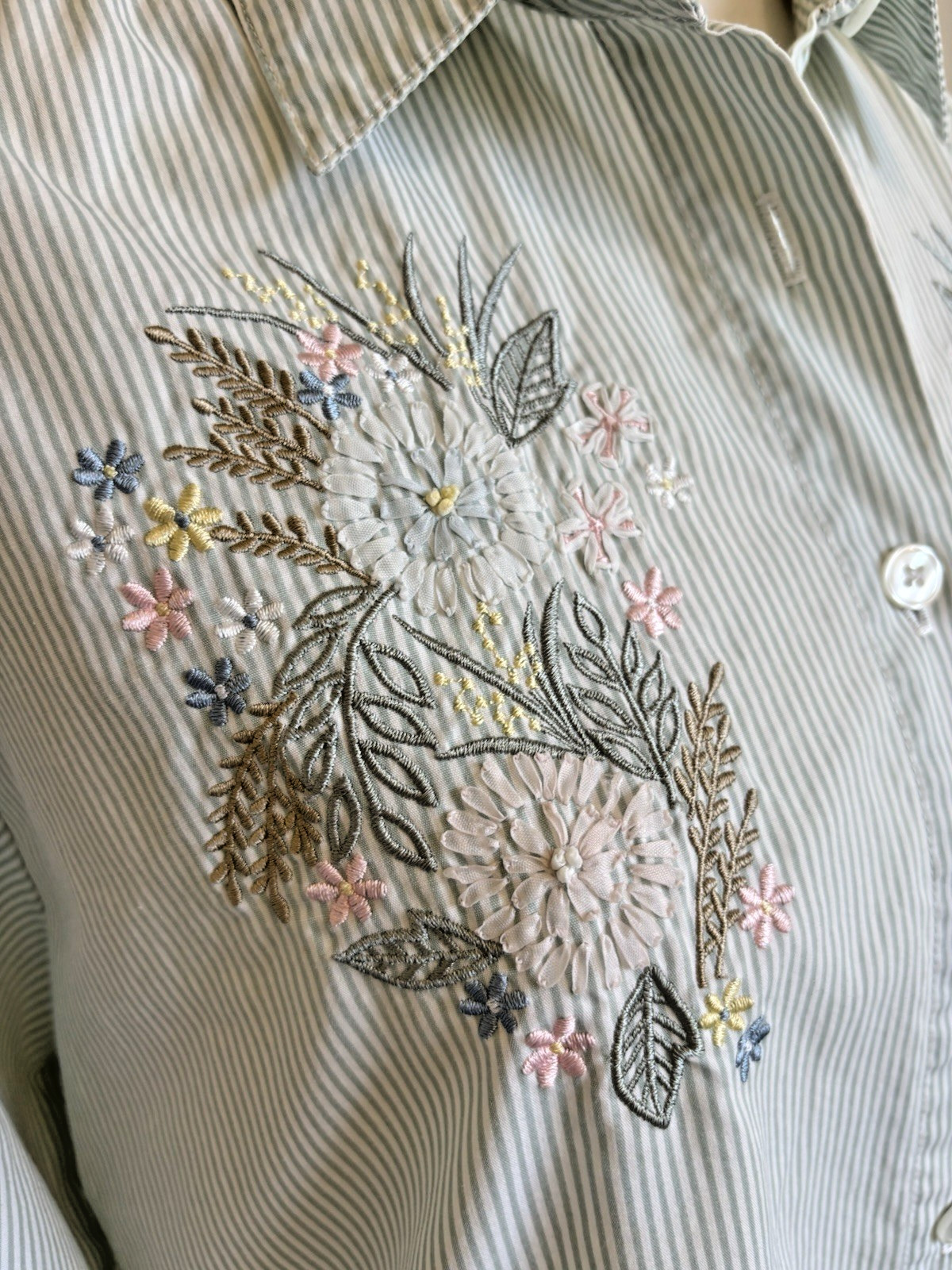 Koret Francisca Petites Vintage Embroidered Grandmacore Cotton Blouse Medium