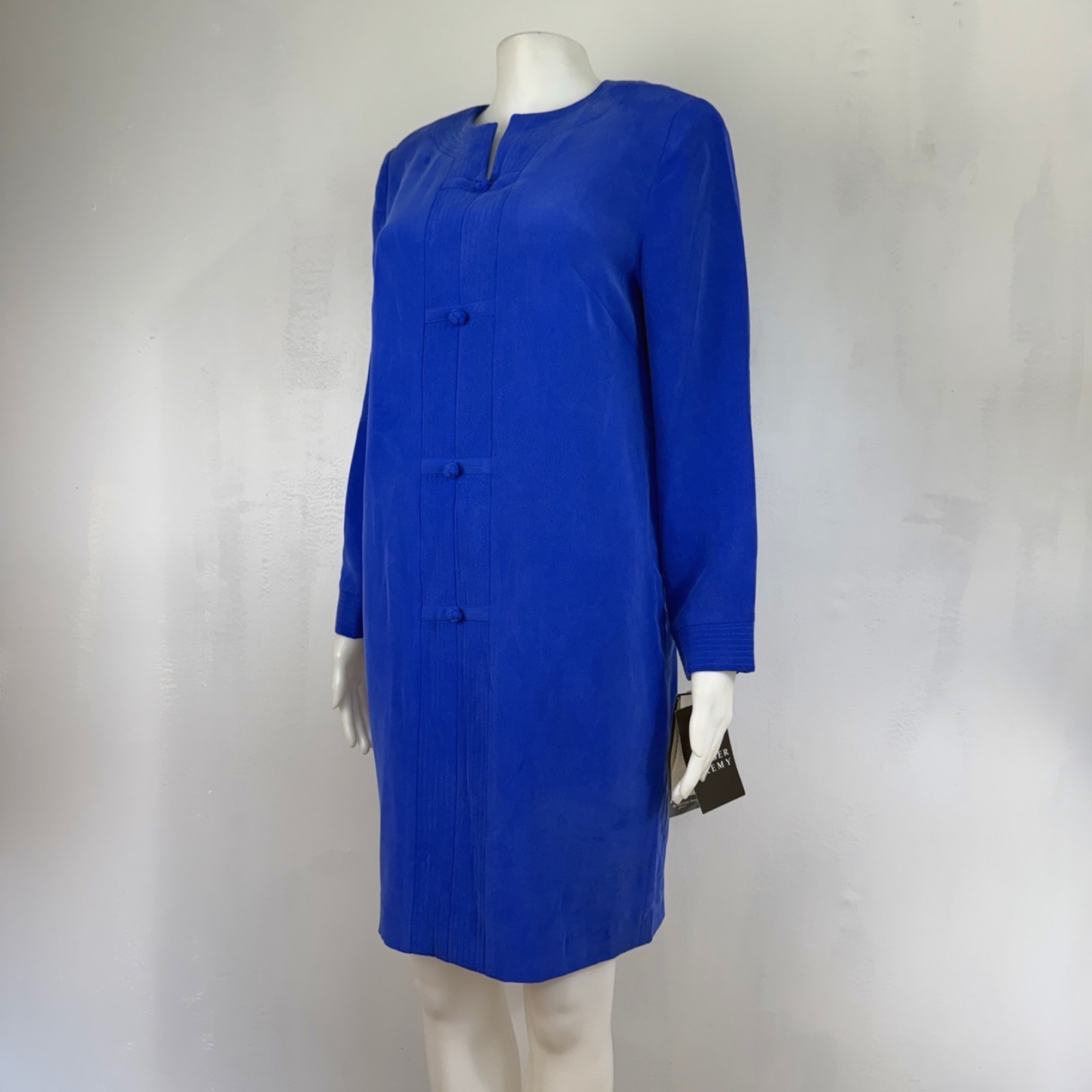 Vintage Sapphire Blue Silk Dress Size Medium 90s Frog Knit Shift Asian Style