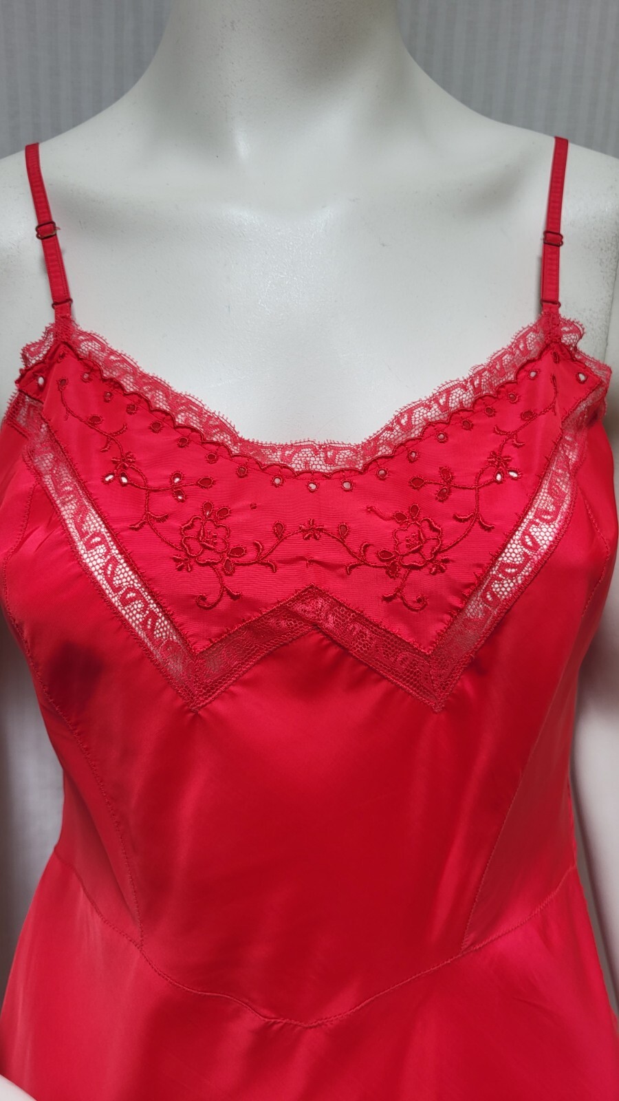 Vintage 40/50s BARBIZON Tafredda Red Full Slip Lingerie Micro Pleats- Size S/M