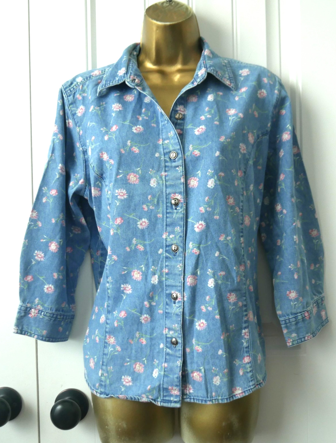 1990s Vintage Floral Denim Shirt Top Blouse Pink Flowers Grunge Cottage sz L