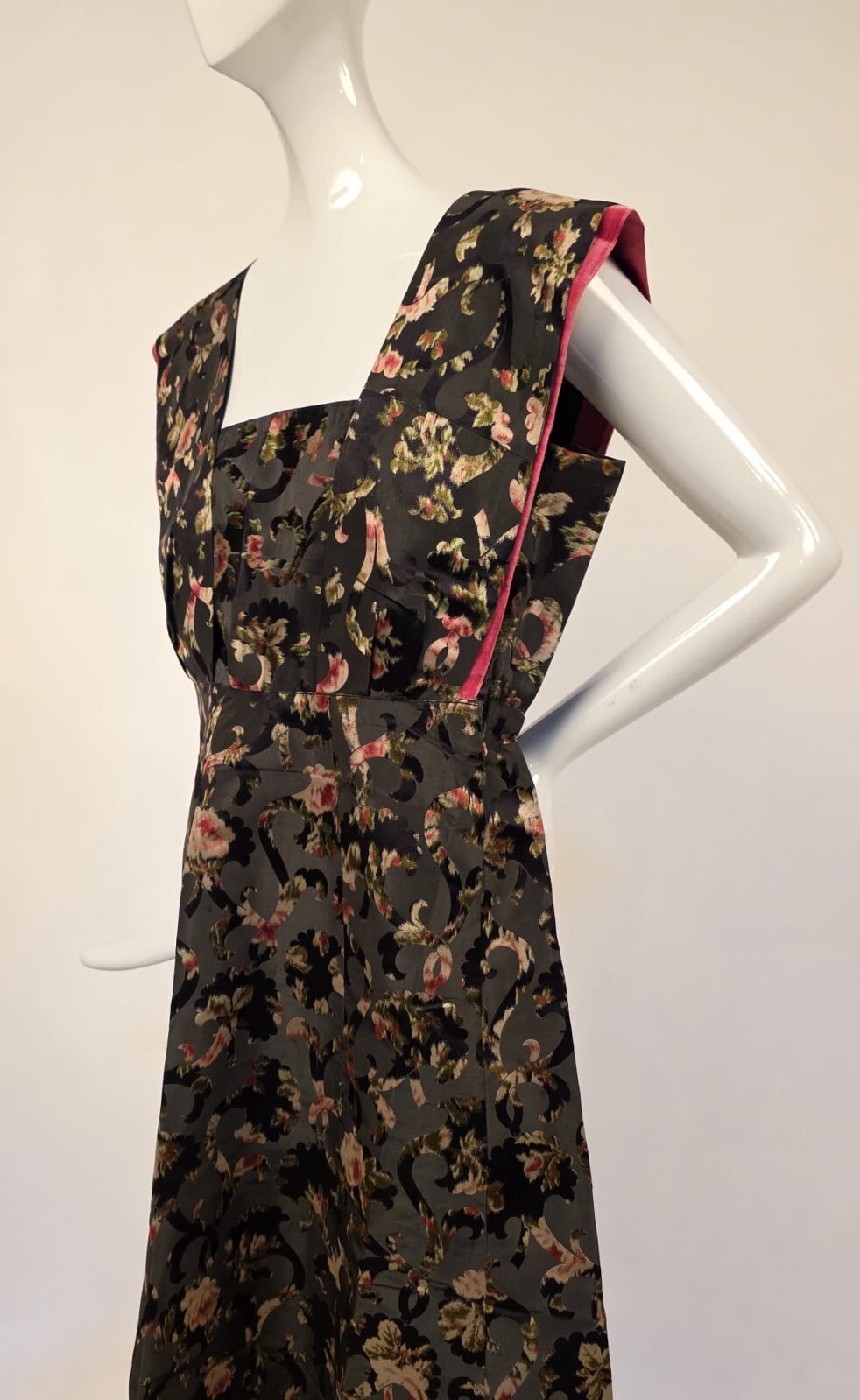 NEVER WORN PRISTINE EDWARDIAN FLORAL FRENCH SILK JACQUARD LONG DRESS
