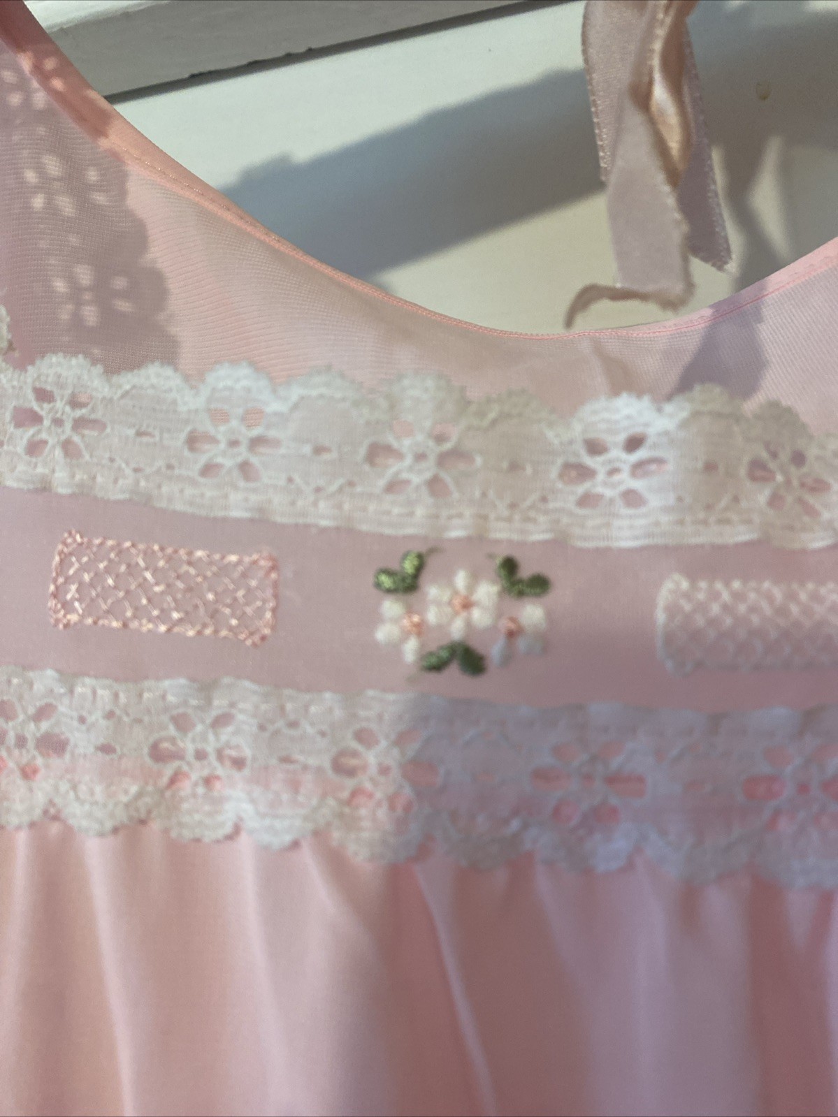 Vintage Pink Night Gown Robe Lace Embroidery Nylon Med