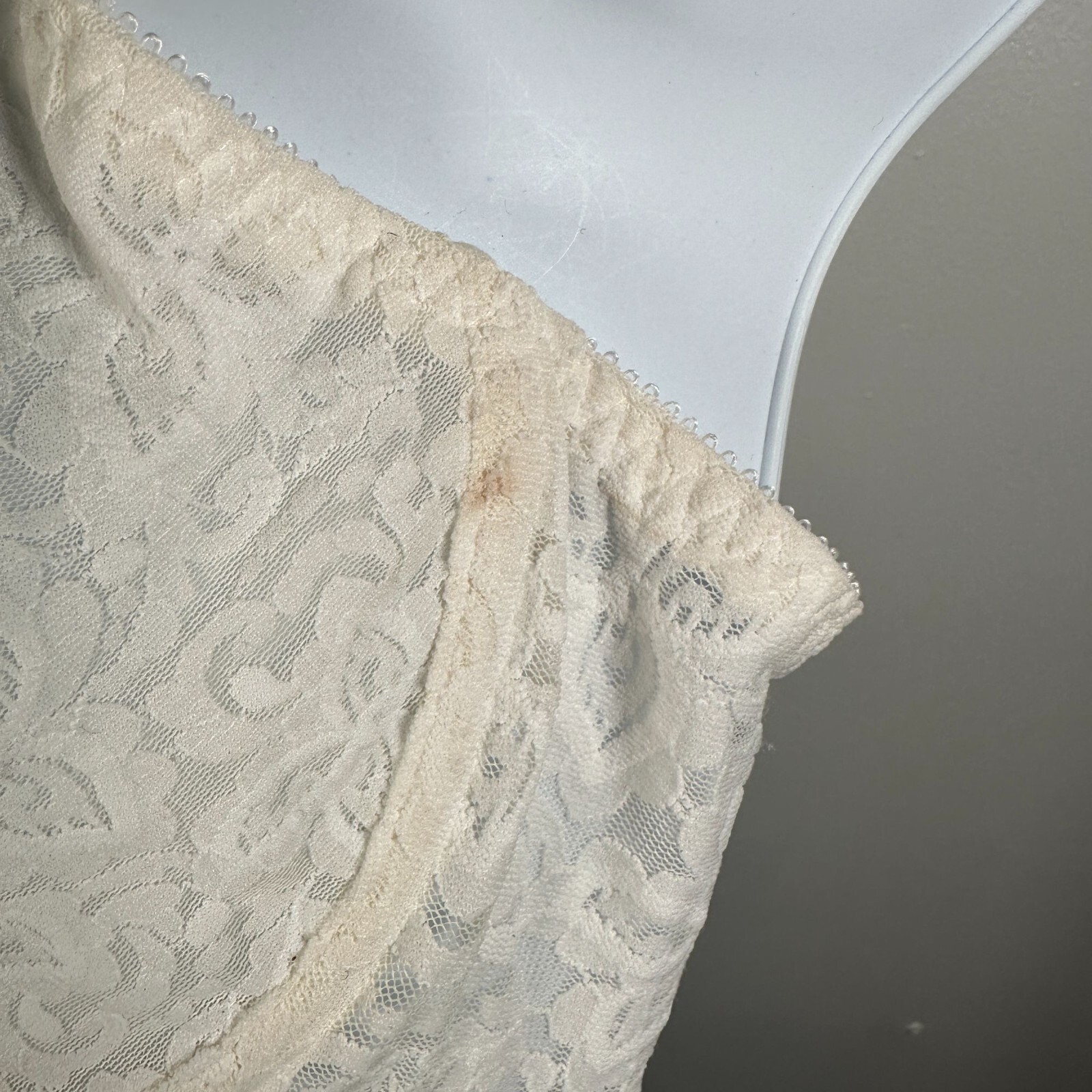 Vintage Bali 34DD Bra Lace 3432 Underwire Ivory Stretch Sheer Sexy Adjustable