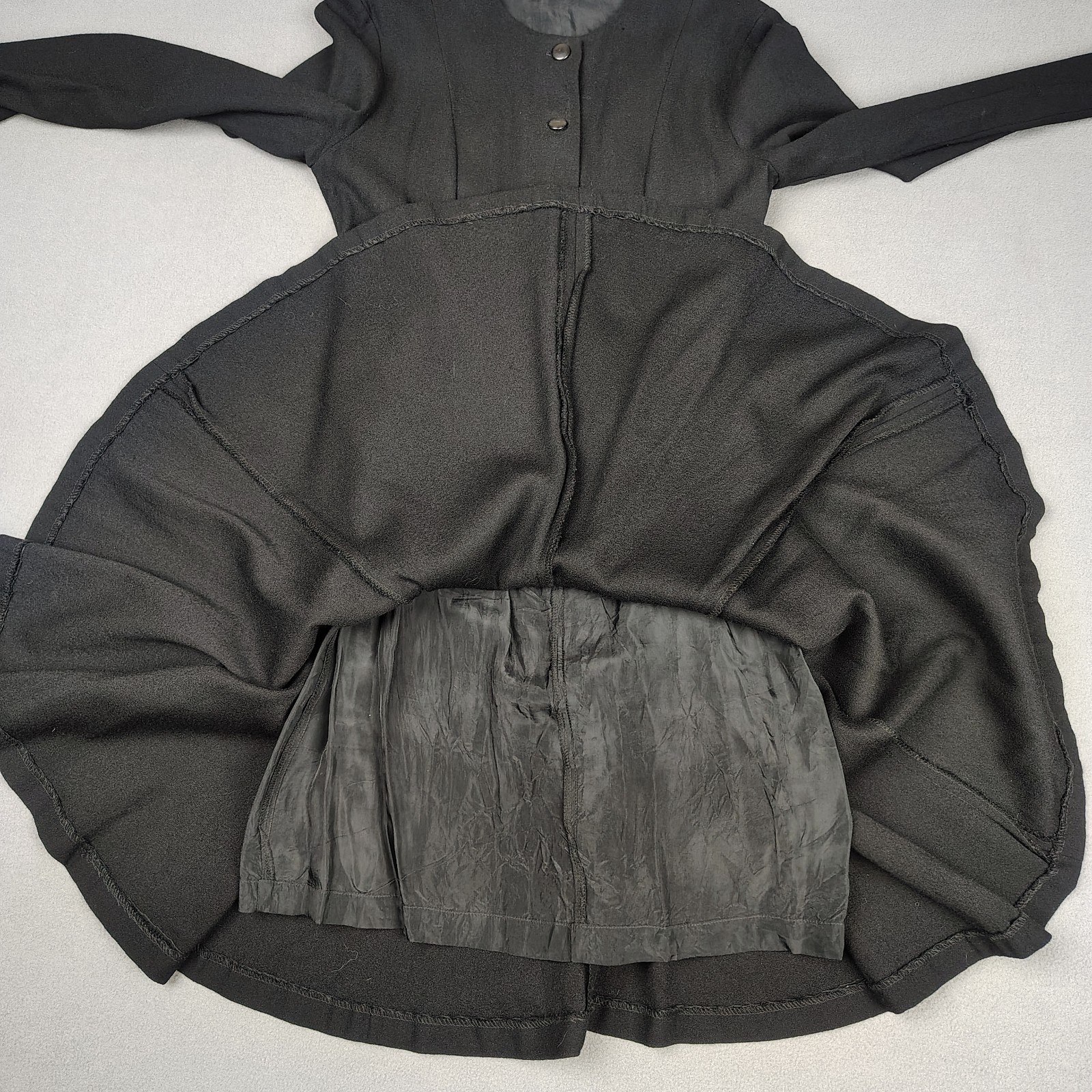 Vintage Anne Klein 100% Wool Dress 6 Black Fit Flare Gothic Dark Romantic USA