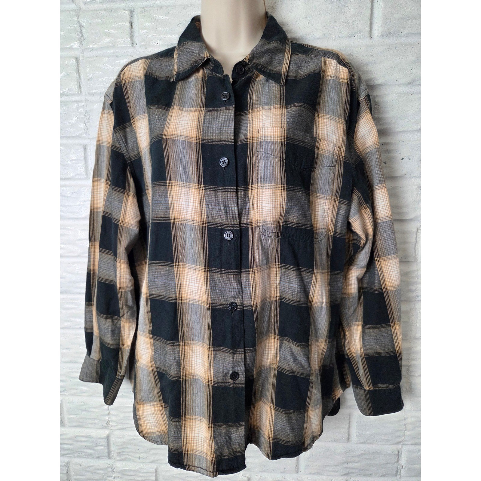 Vintage 90s Liz Sport Shirt Womens Medium Black Yellow Plaid Button up Flannel