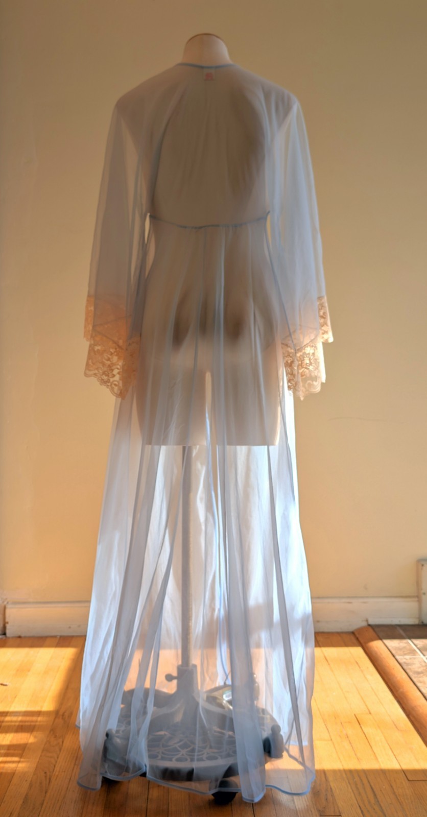 Vintage 1970s Baby Blue And Cream Pegnoir Robe By Katherine Lingerie. OSFM