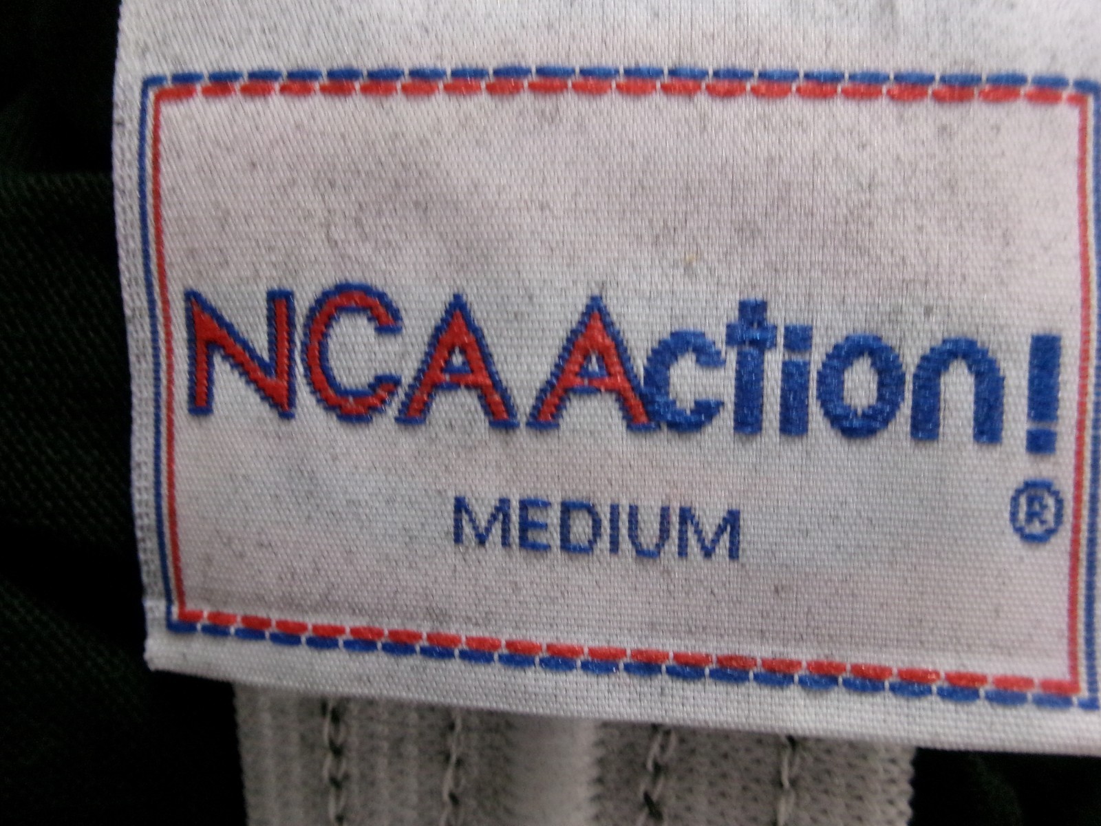VINTAGE 1994 MAJESTIC 🔥SMALL / MEDIUM==26″ – 32″ WAIST / NCAA LACROSSE SHORTS