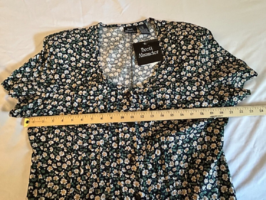 BRETT ALIXANDER Vintage 80s NWT Women’s Size 16 Black Flowered Button Up Romper