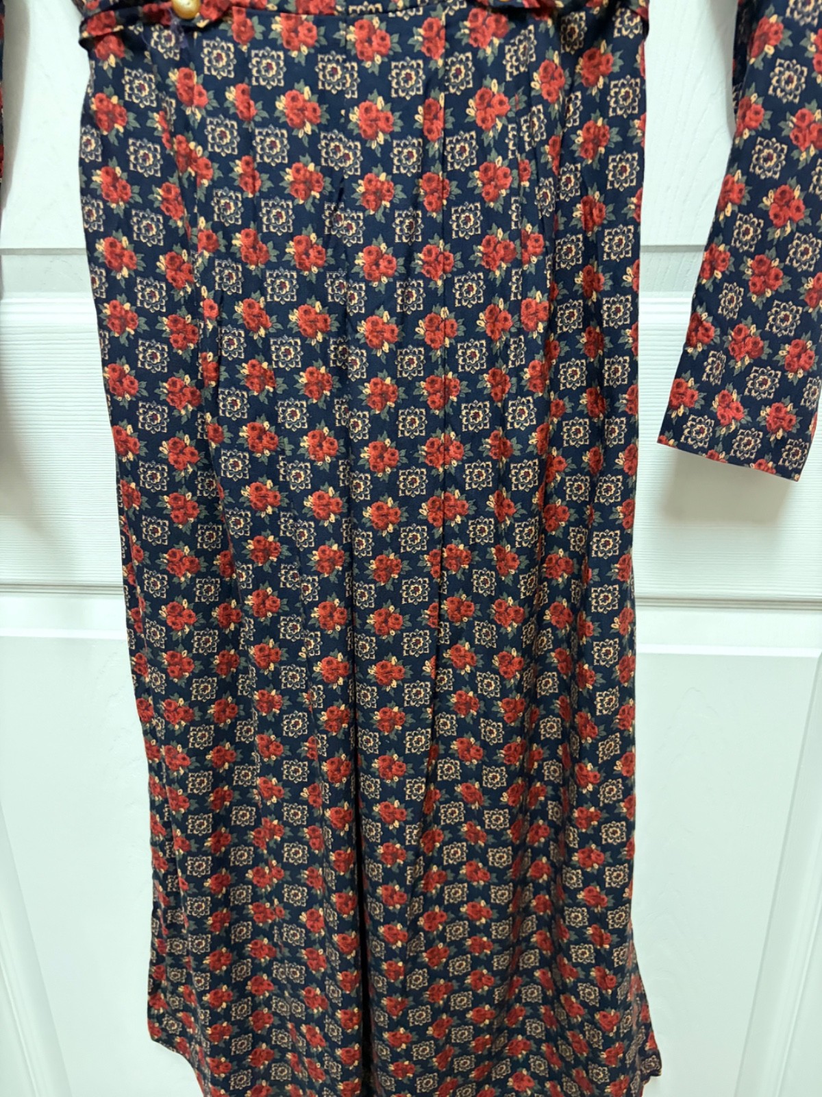 vtg 90s Ellen Ashley Dress size S black floral print Midi sweetheart neckline EC